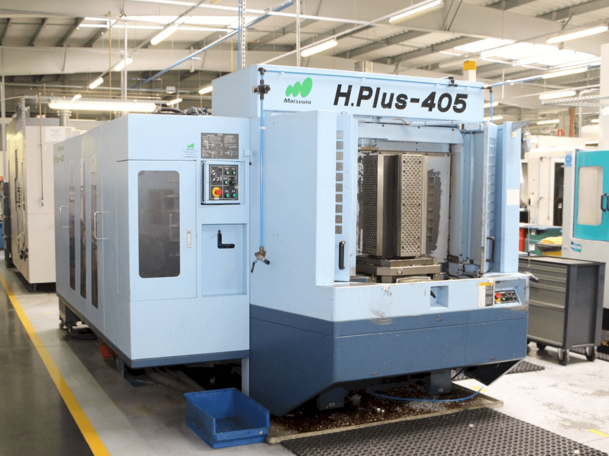 Masina Matsuura H-Plus 405 eestvaade