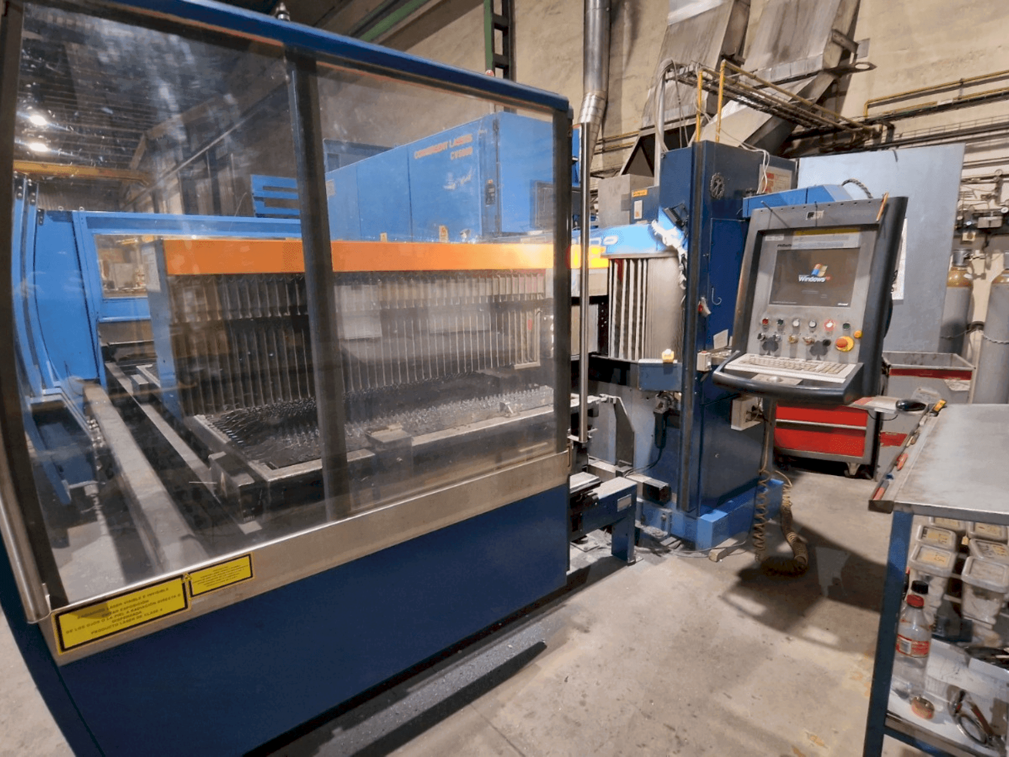 Masina Prima Industrie PLATINO 1530 eestvaade