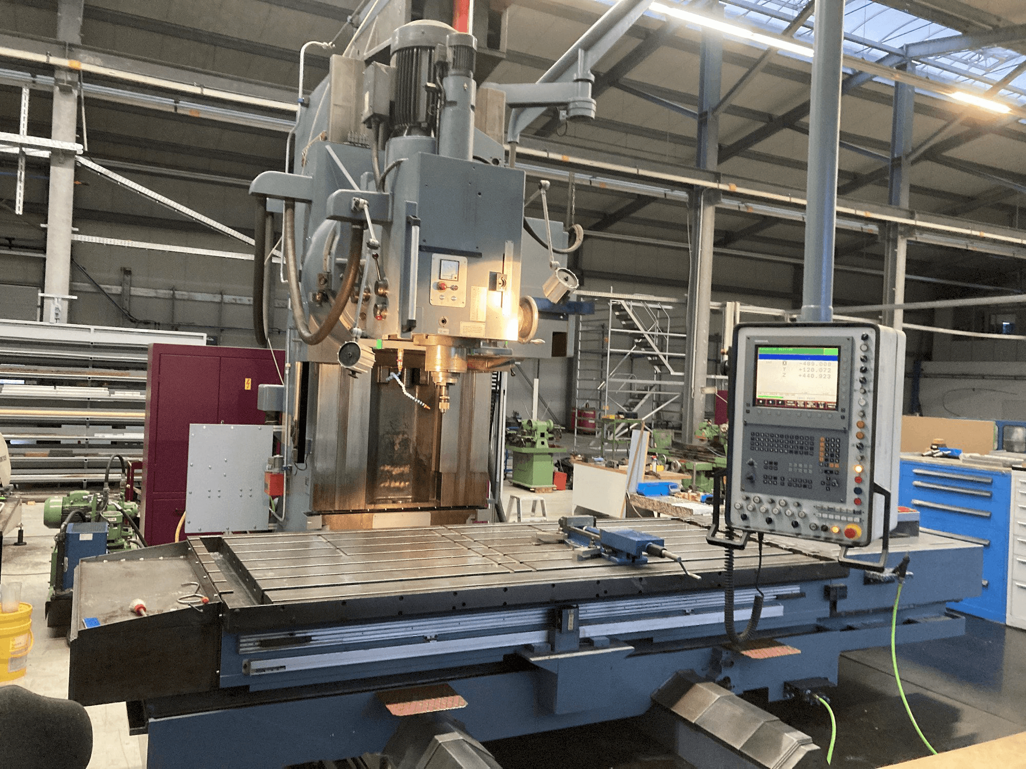 Masina Droop & Rein FS 130 SKE eestvaade