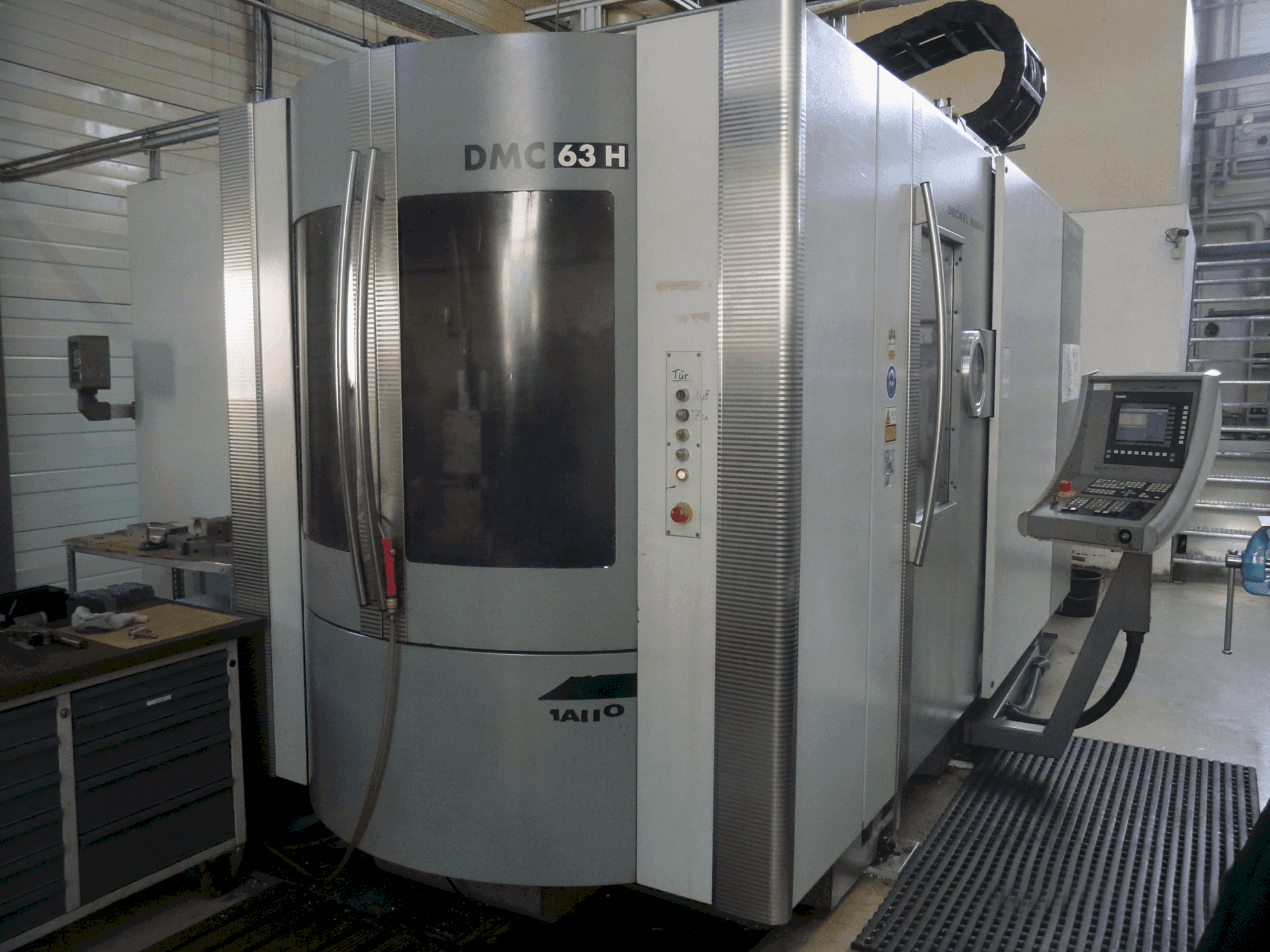 Masina DECKEL MAHO DMC 63 H eestvaade