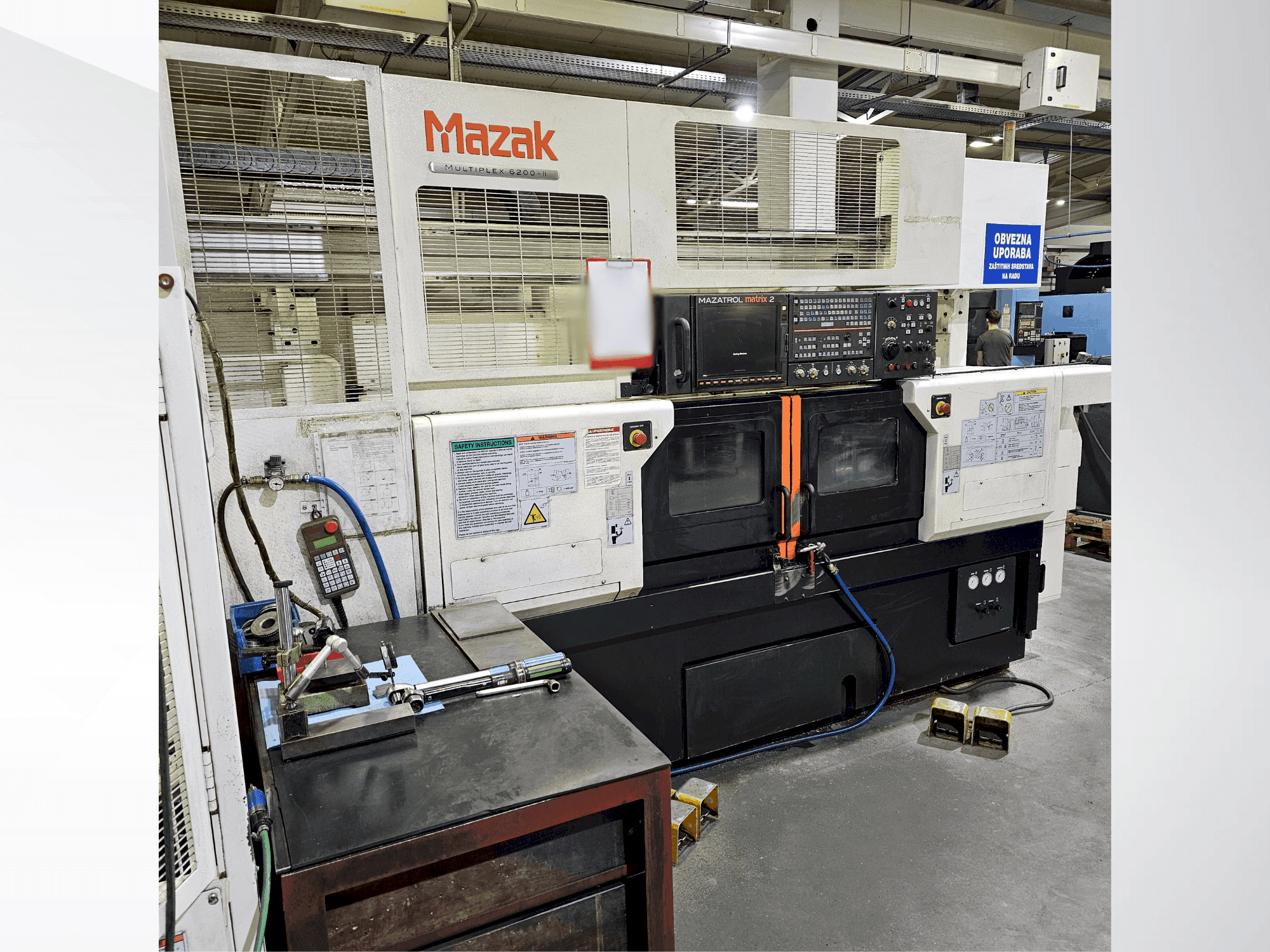 Masina Mazak Multiplex 6200II eestvaade