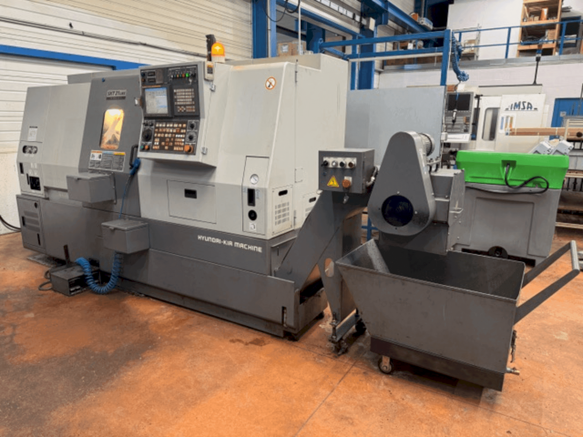 Masina HYUNDAI KIA SKT21LMS eestvaade