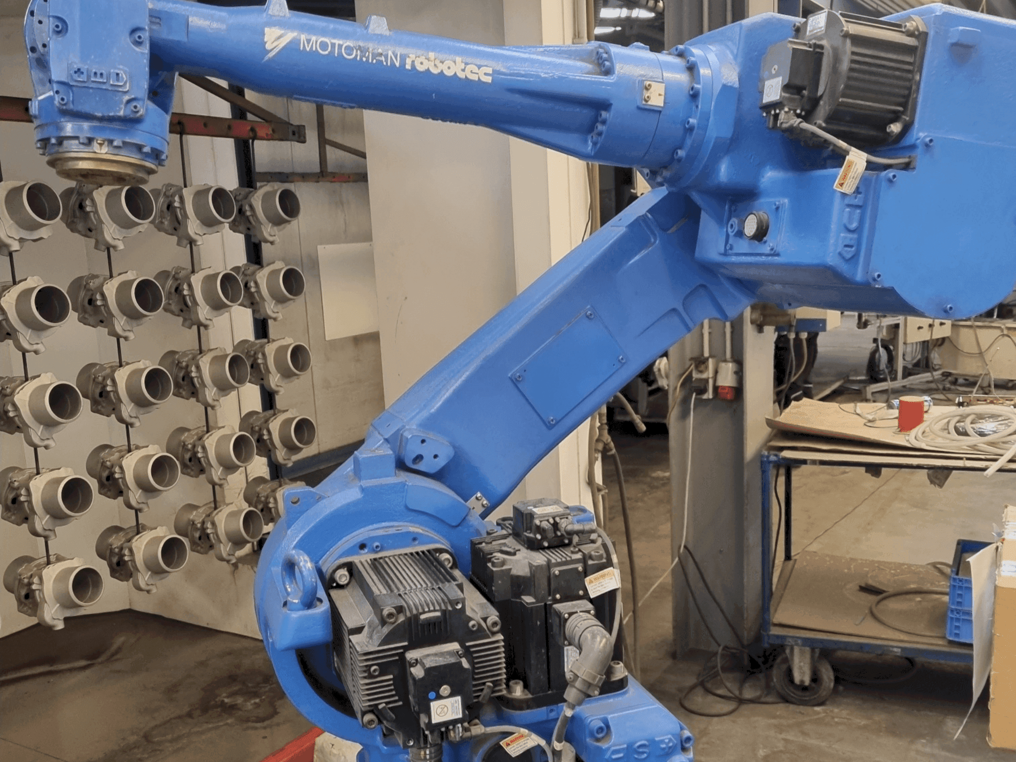 Masina MOTOMAN UP50N eestvaade