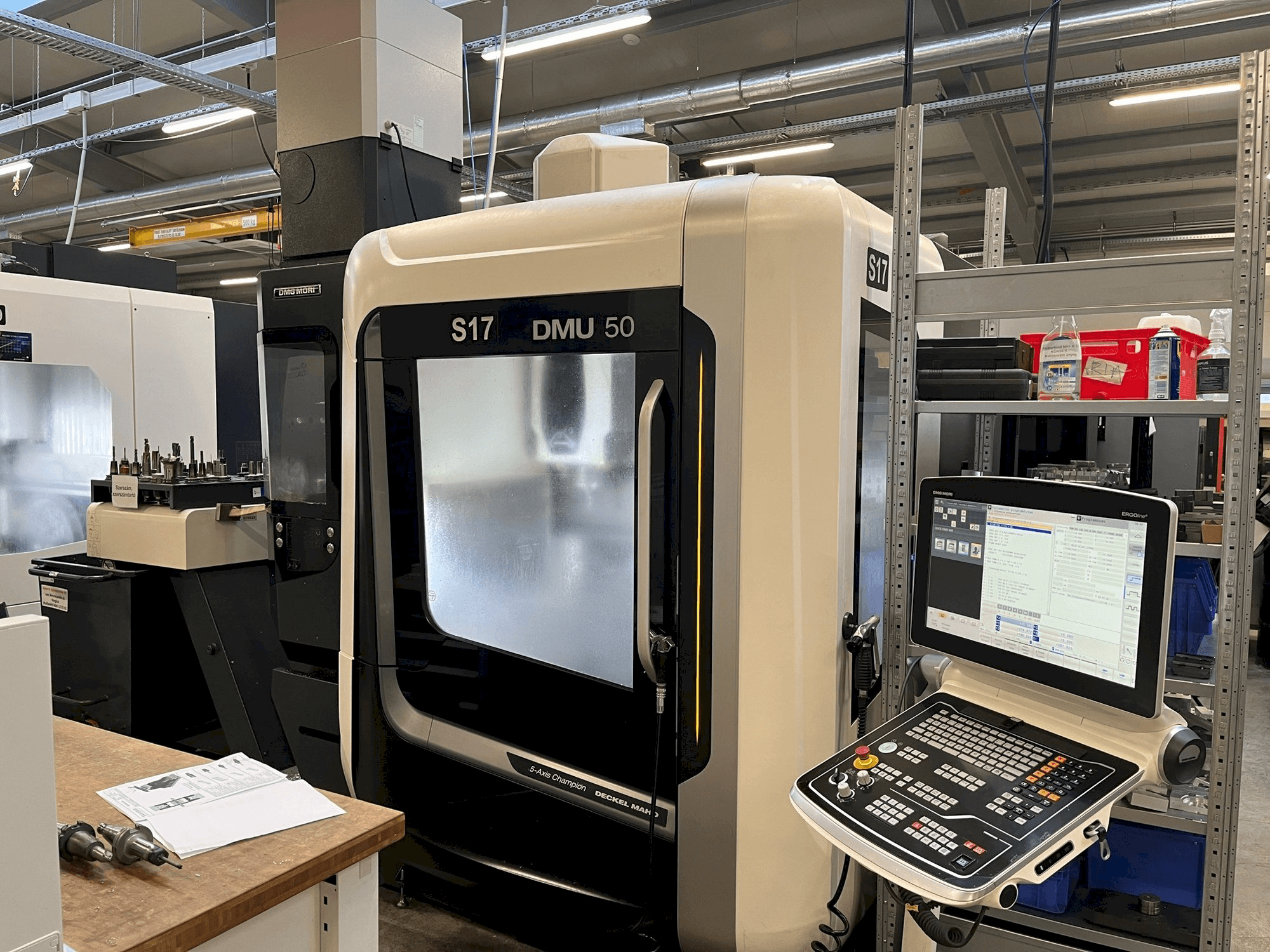 Masina DMG MORI DMU 50 eestvaade