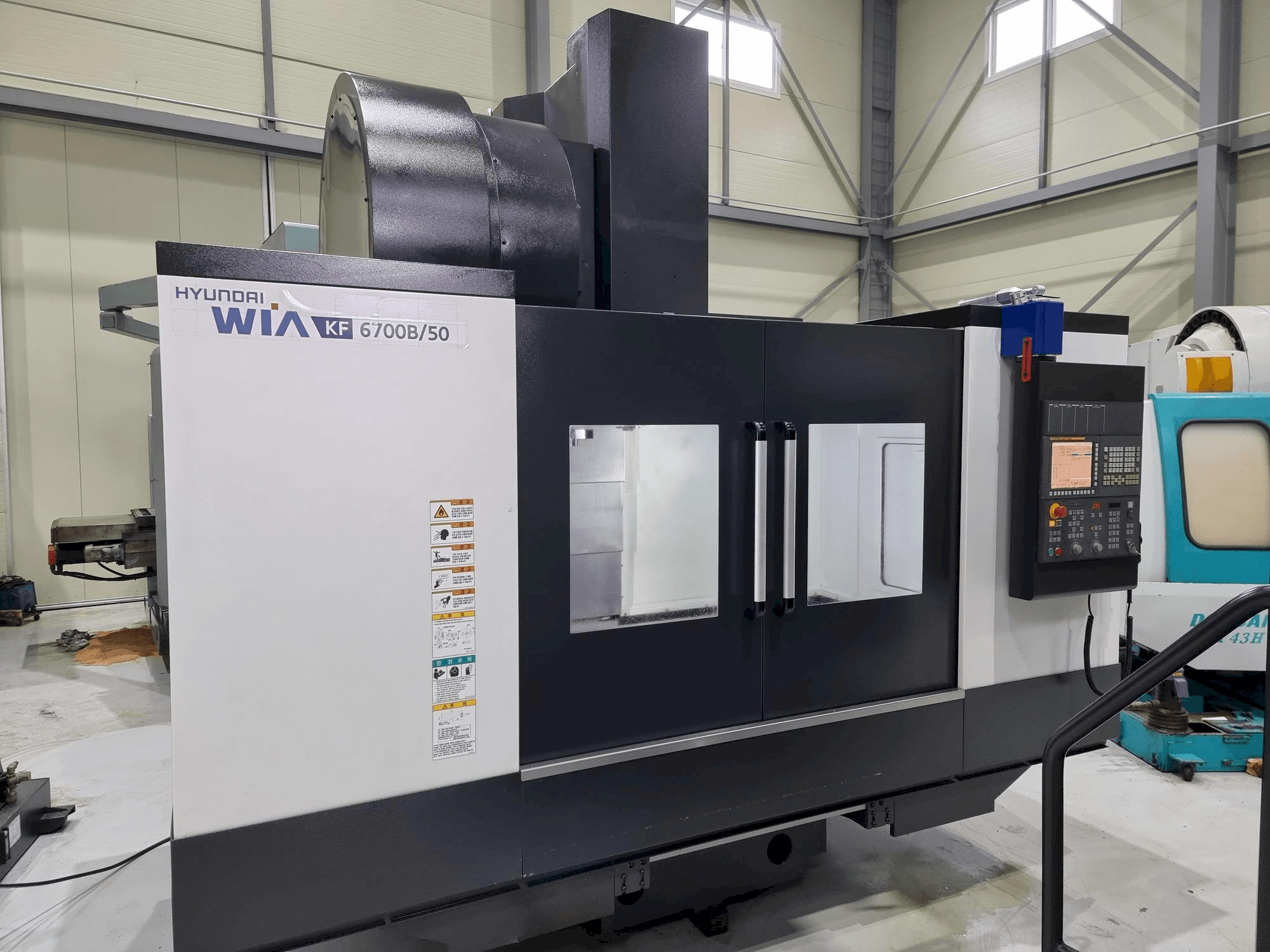 Masina Hyundai Wia KF 6700B/50 eestvaade