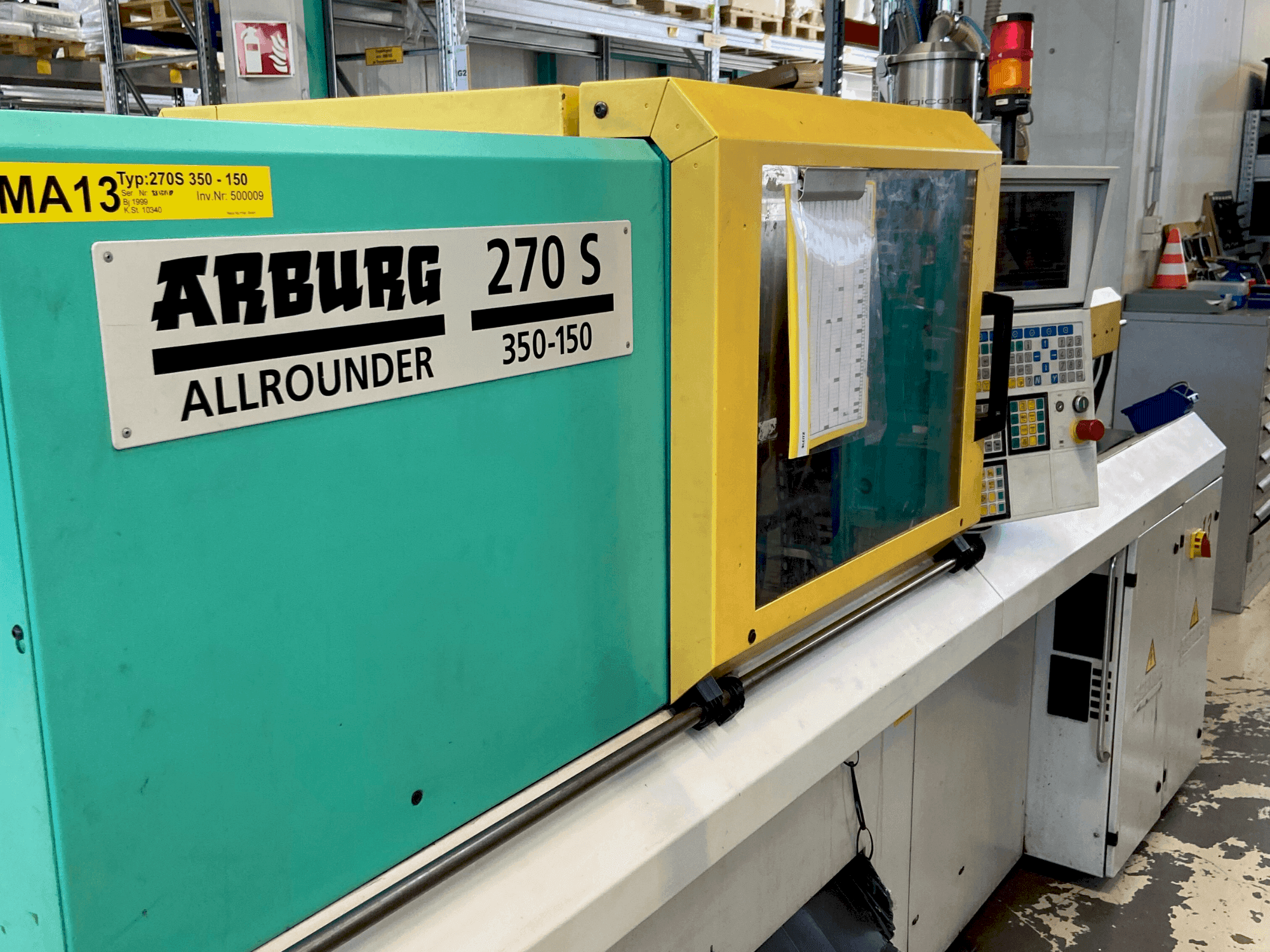 Masina Arburg Allrounder 270 S 250-60 eestvaade