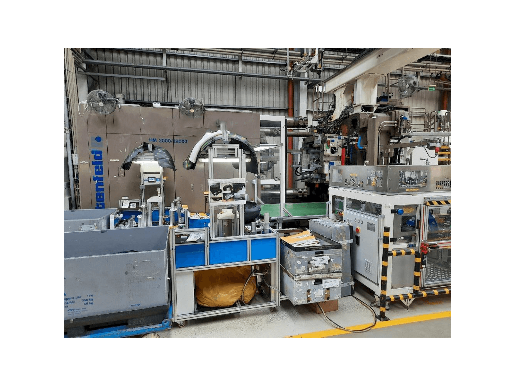 Masina Battenfeld HM2000/19000 eestvaade