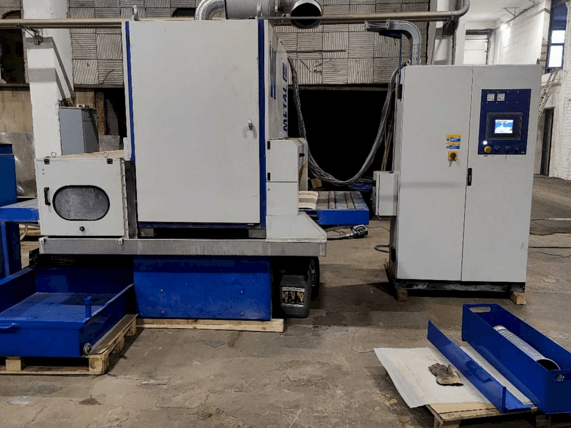 Masina Costa WD CV 1300 vasaku külje vaade