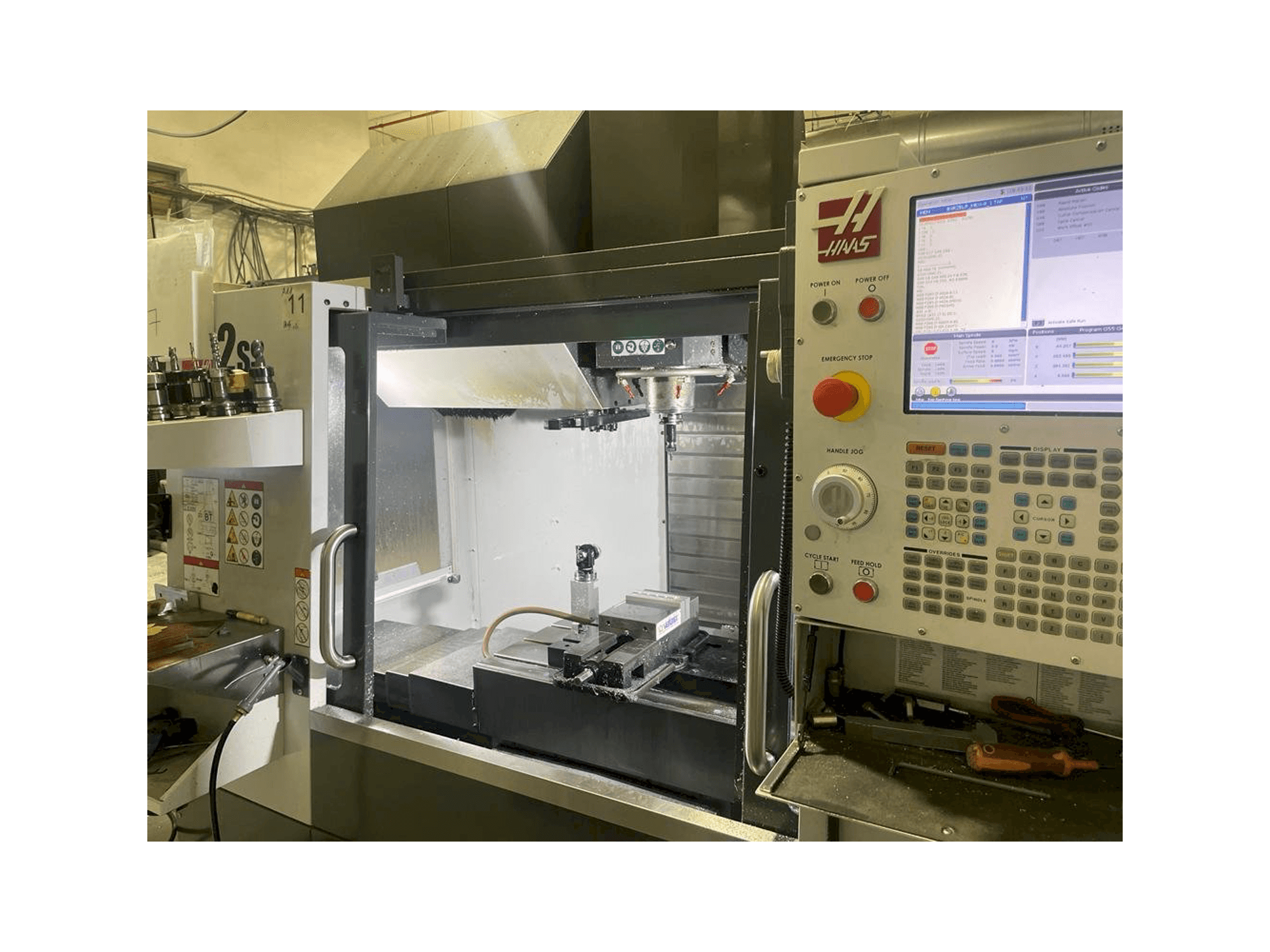 Masina HAAS VF-2SS eestvaade