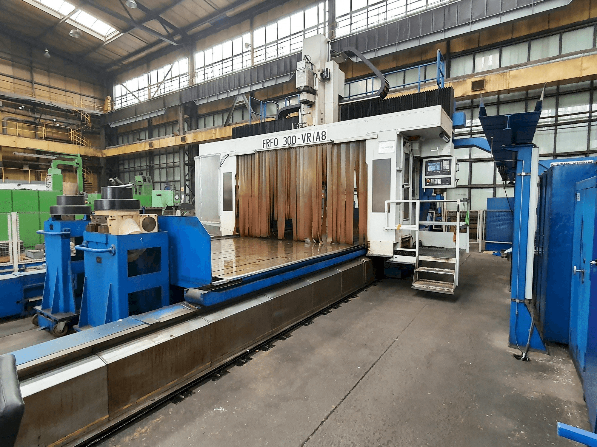 Masina Tos KURZIM FRFQ 300-VK/A8 CNC eestvaade