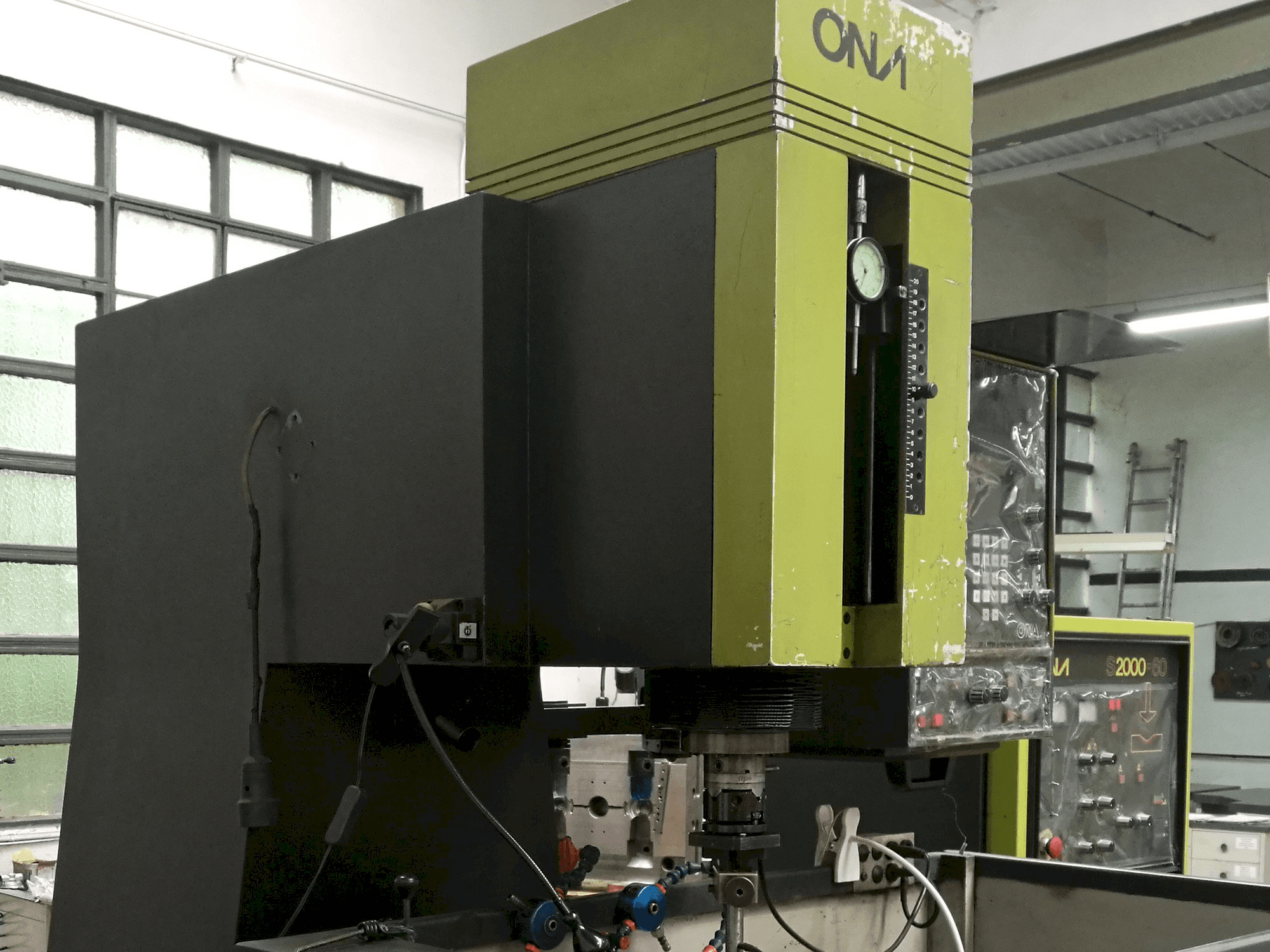 Masinavaade ONA IN 260 vasakult