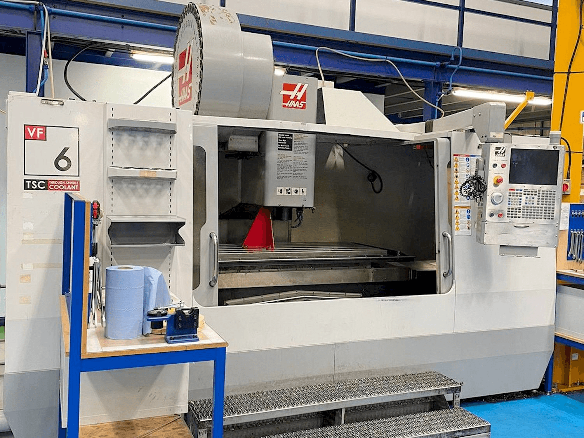 Masina HAAS VF-6 eestvaade