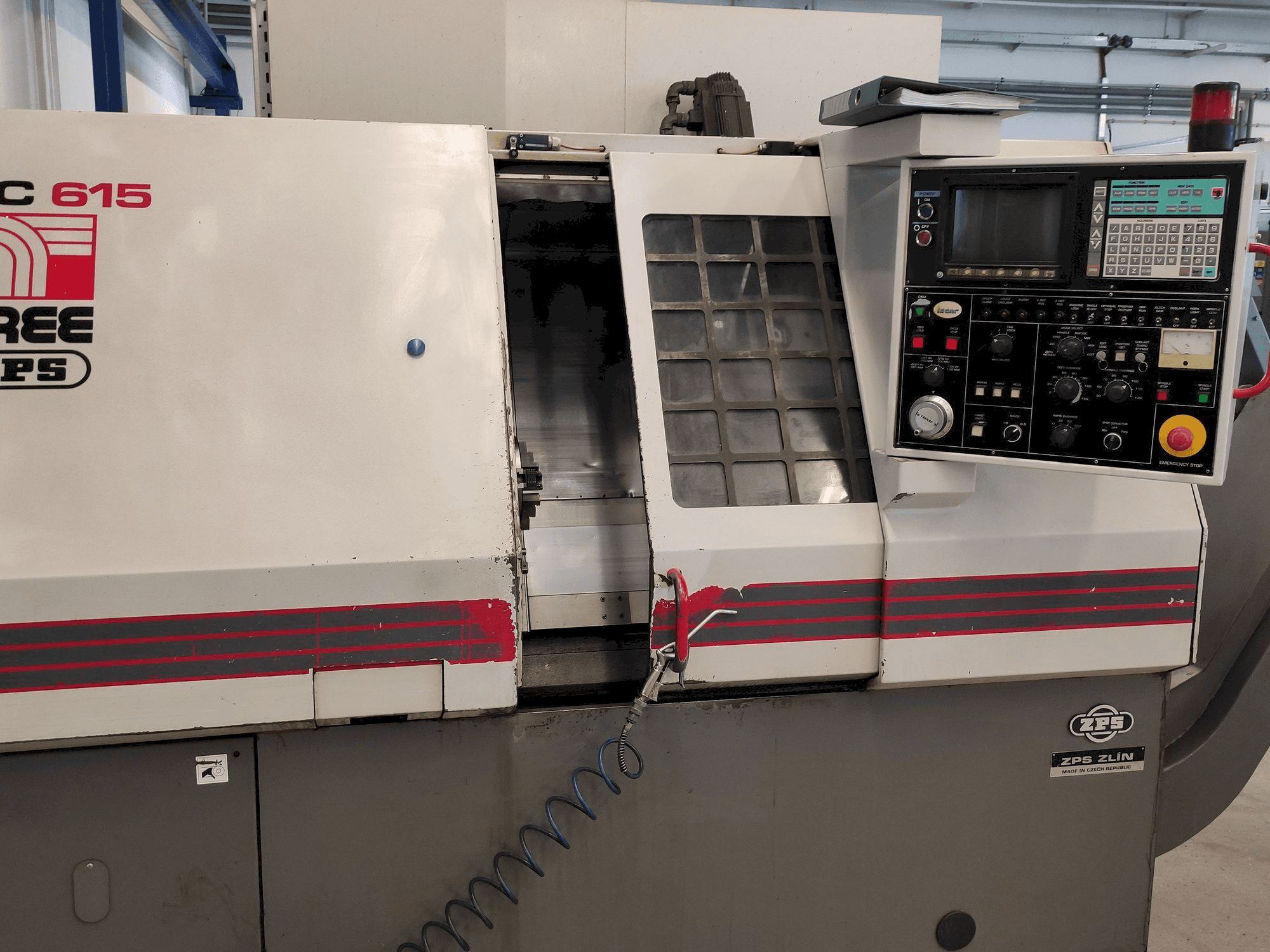 Masina ZPS S-50 (TC-615) eestvaade