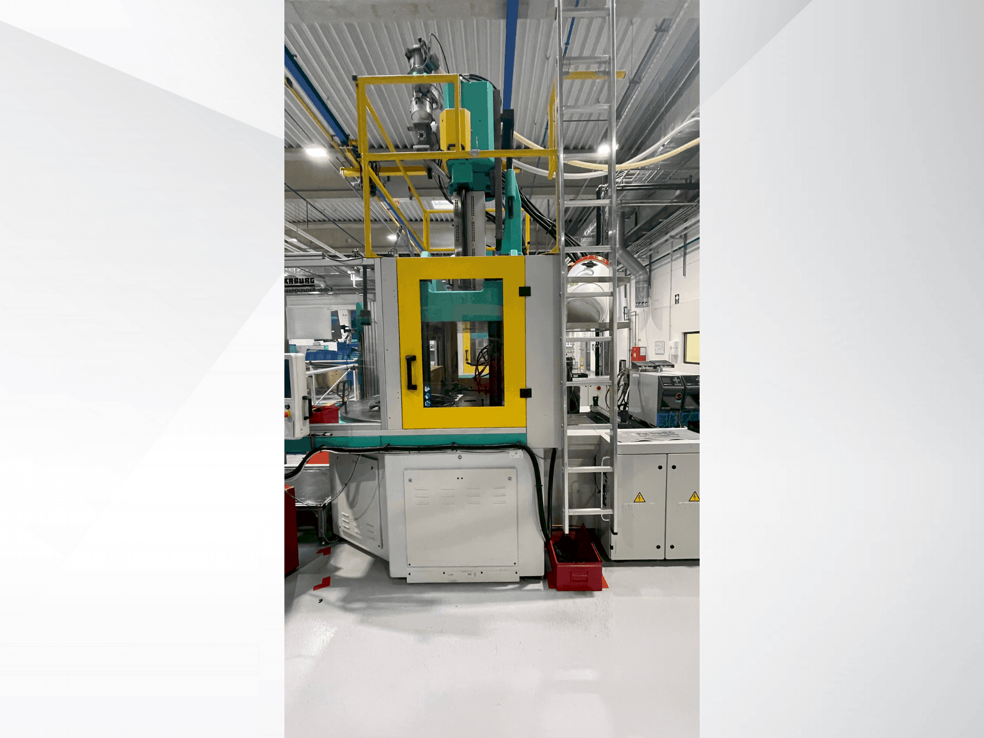 Masina Arburg Allrounder 1500 T 2000-400 eestvaade