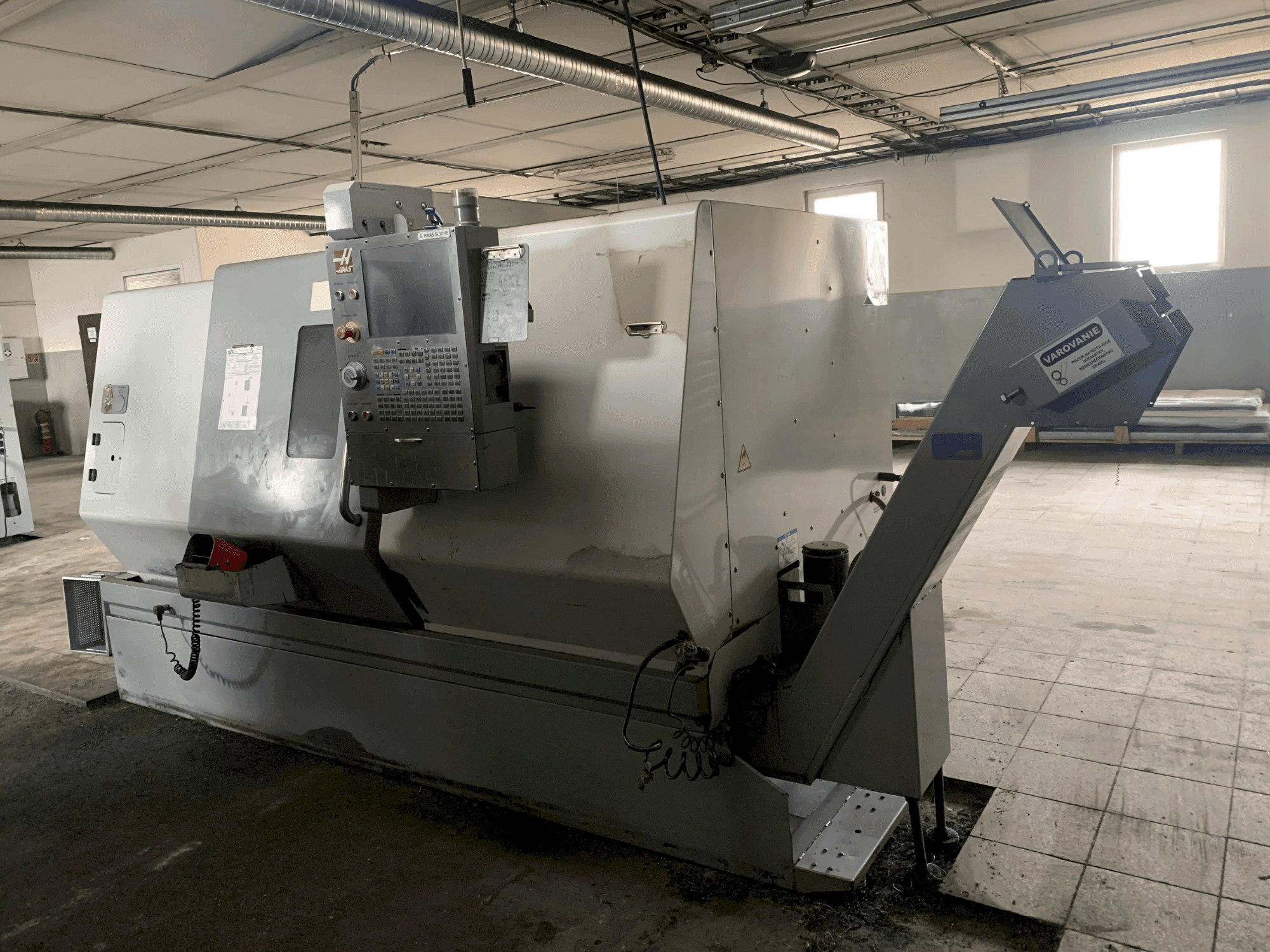 Masina HAAS HAAS SL-30HE eestvaade