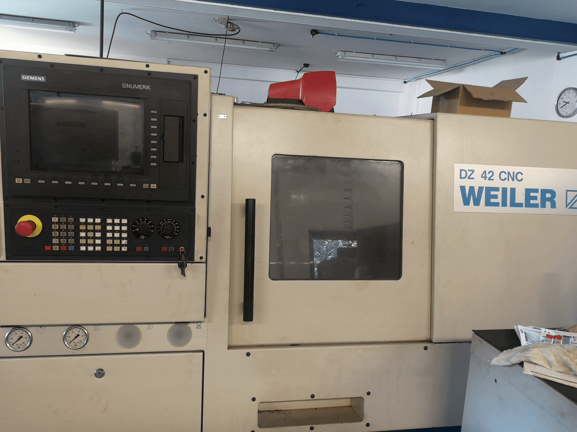 Masina Weiler DZ 42 eestvaade