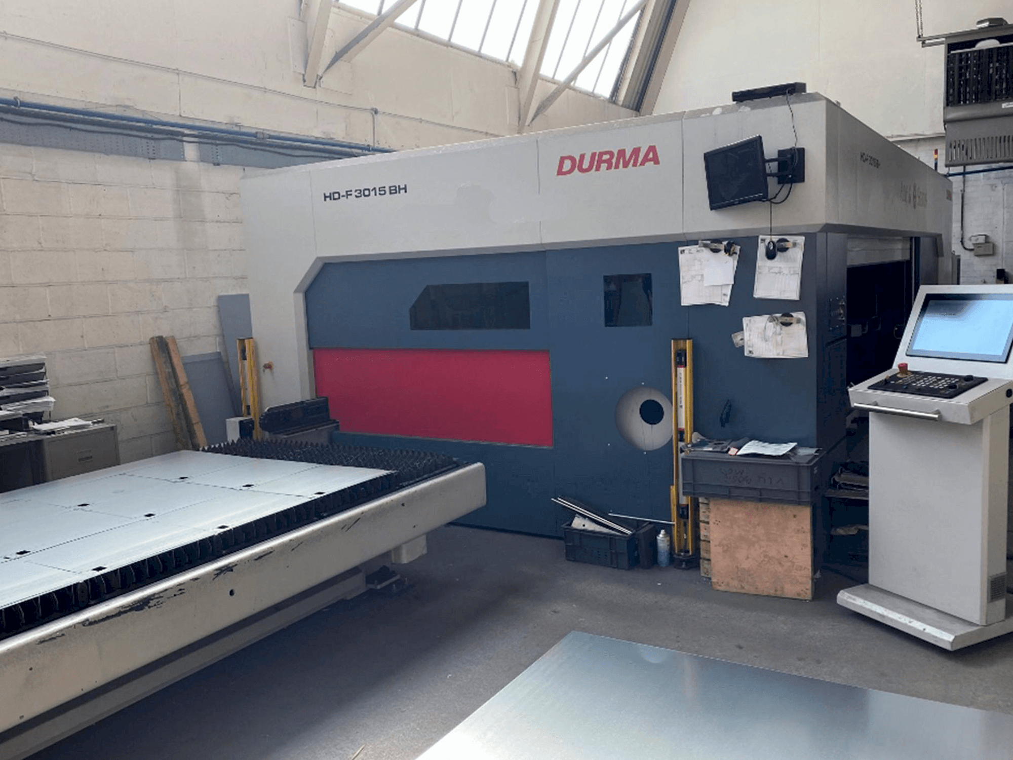 Masina Durma HD-F 3015 BH 4kW Fiber eestvaade