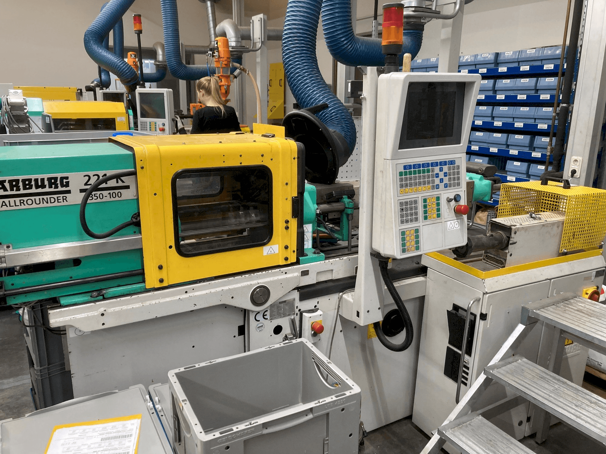Masina Arburg 221 K 350-100U eestvaade