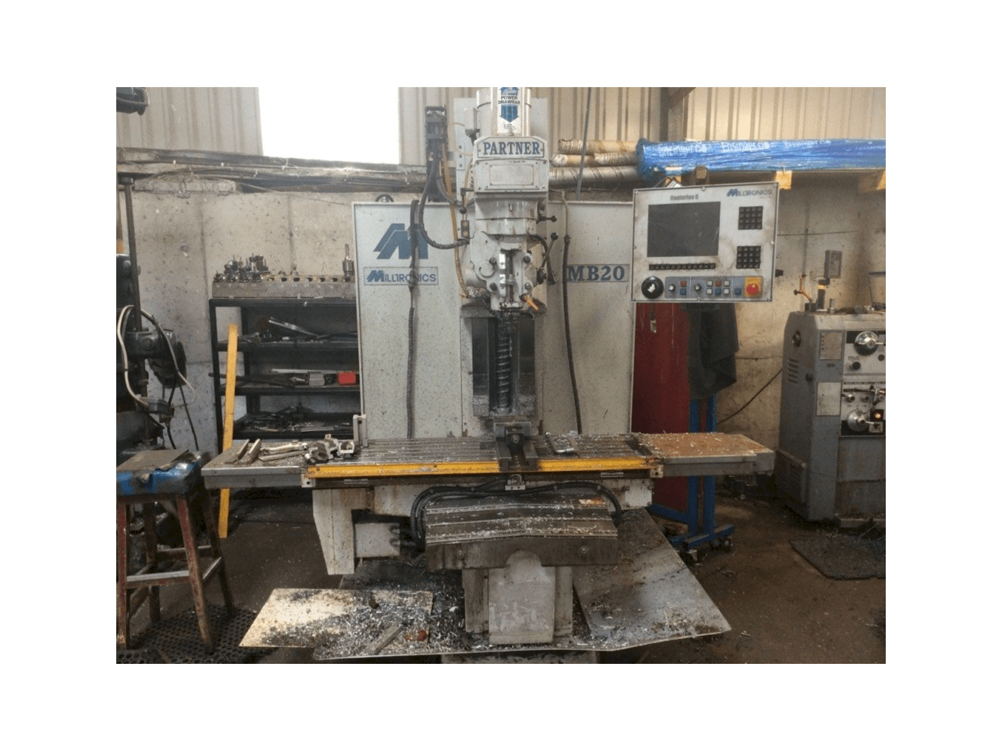 Masina MILLTRONICS MB20 eestvaade