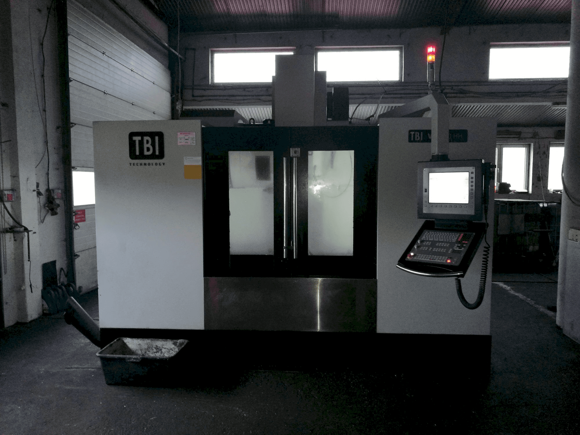 Masina TBI VC 1270 HH eestvaade