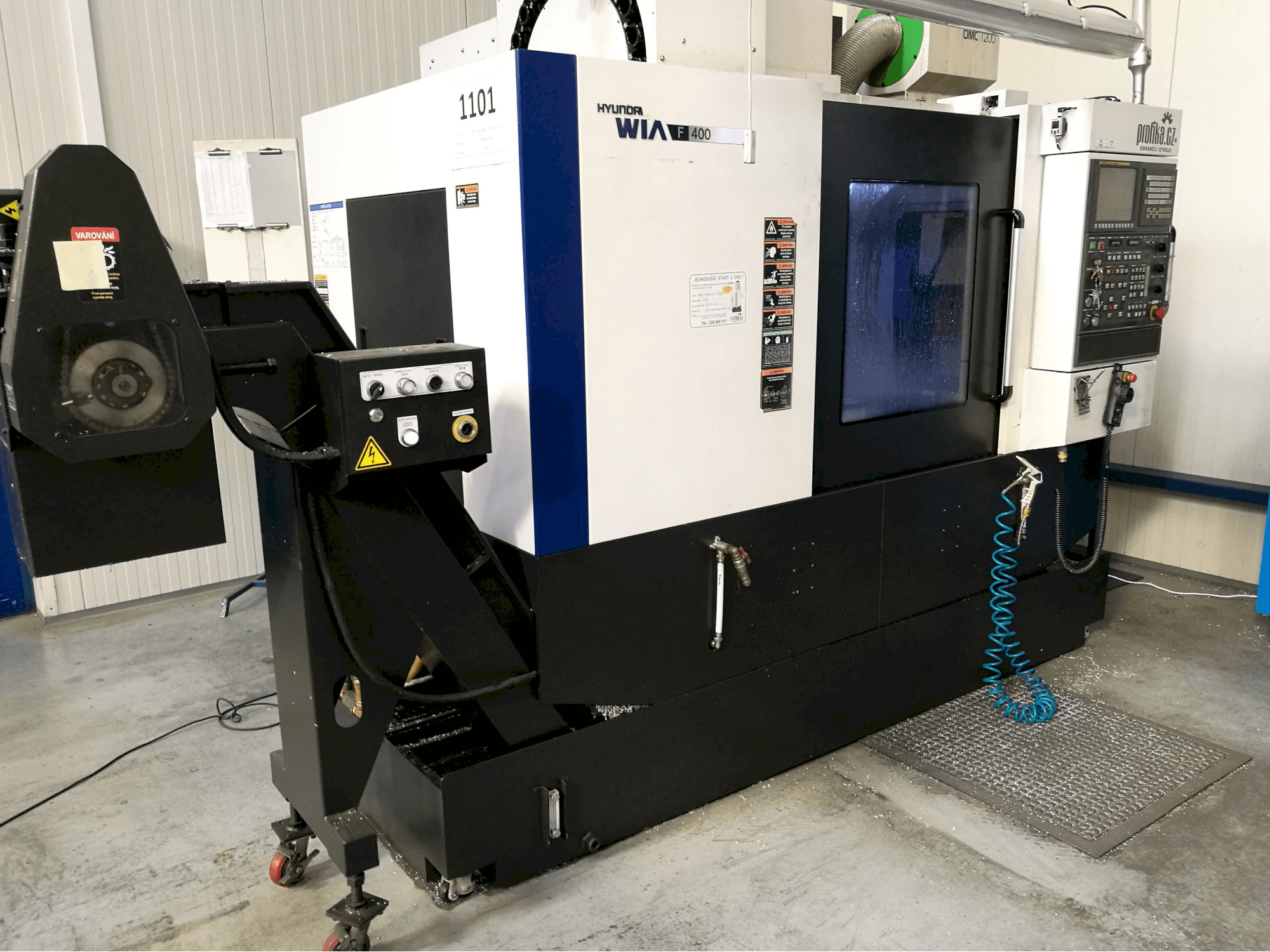 Masinavaade Hyundai Wia F400 vasakult