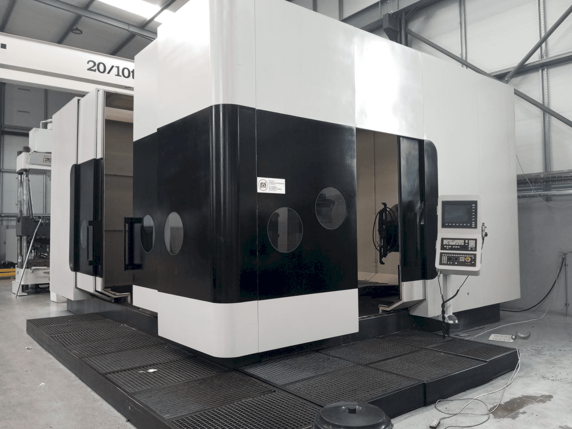 Masina CHETO 3000 eestvaade