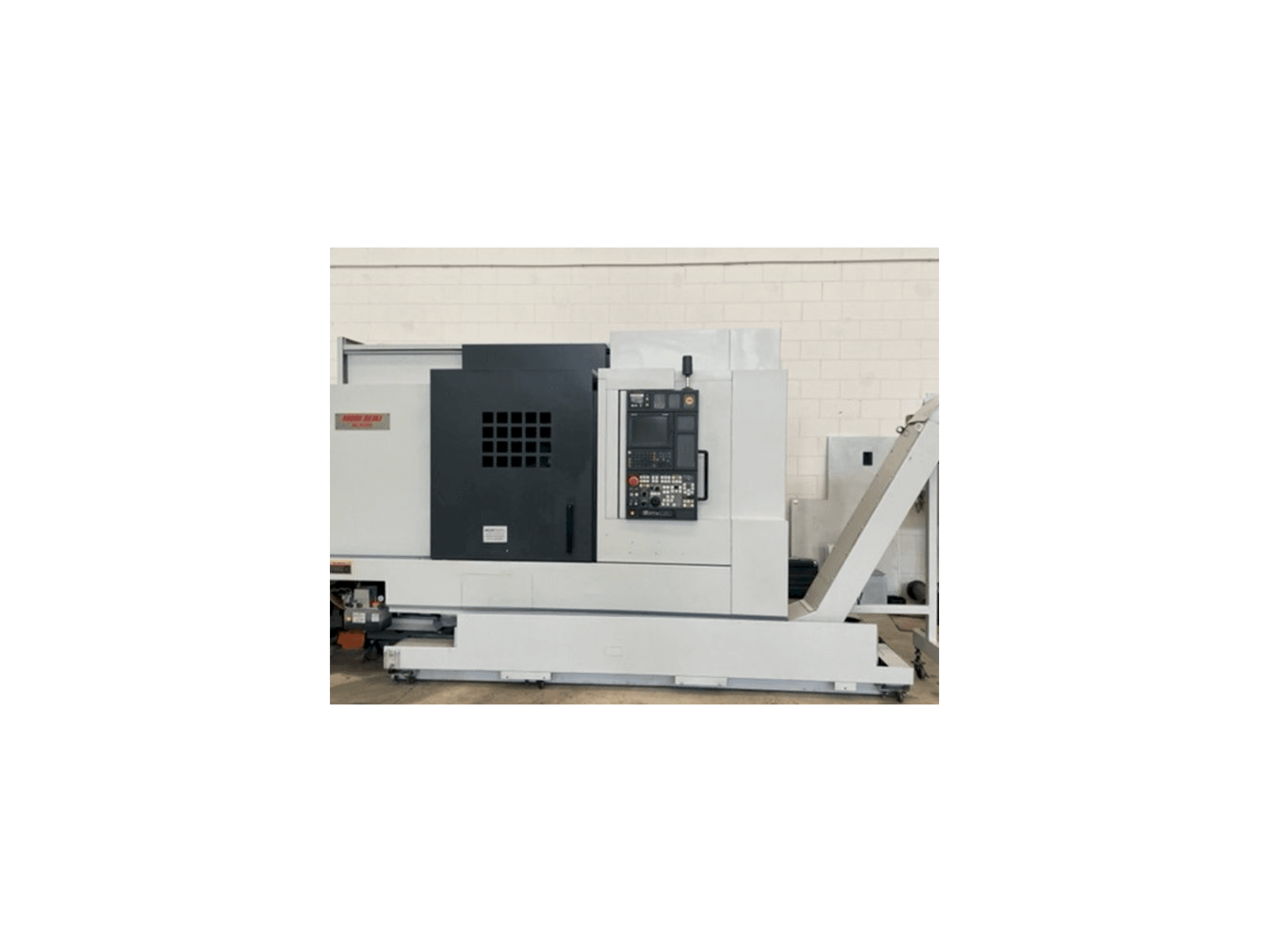 Masina MORI SEIKI NL 3000Y/700 eestvaade