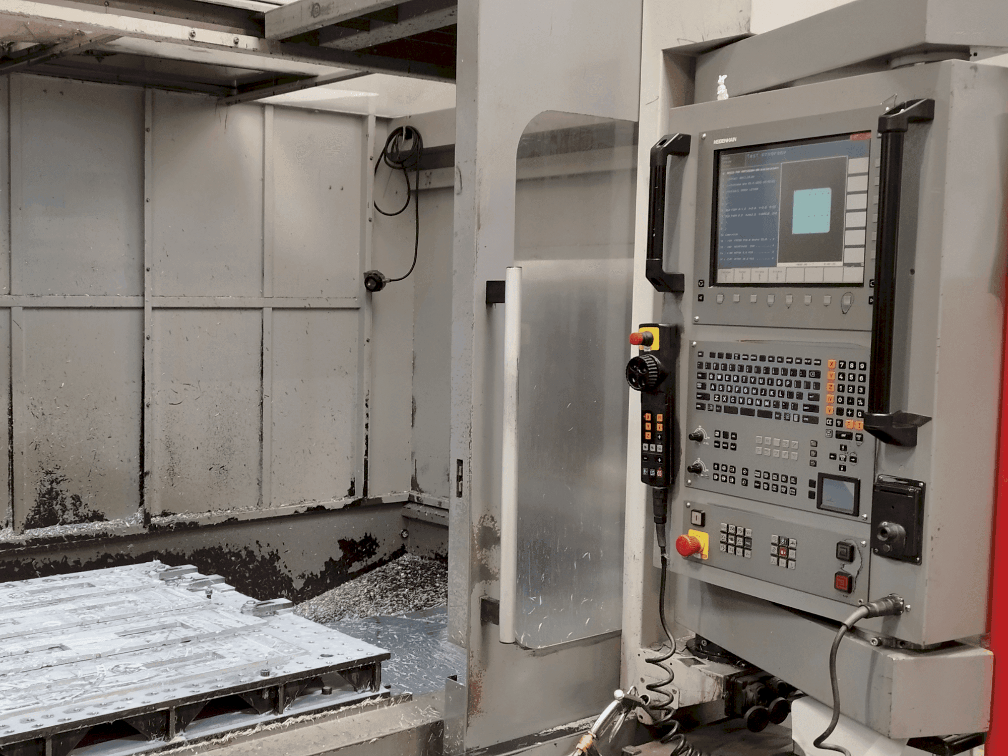 Masina Leadwell V80I eestvaade