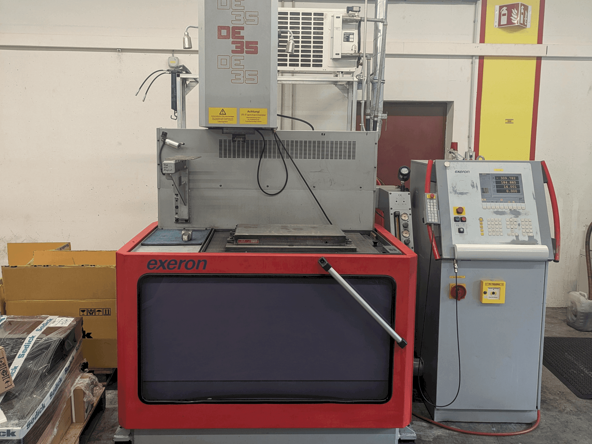 Masina Exeron DE 35 CE eestvaade