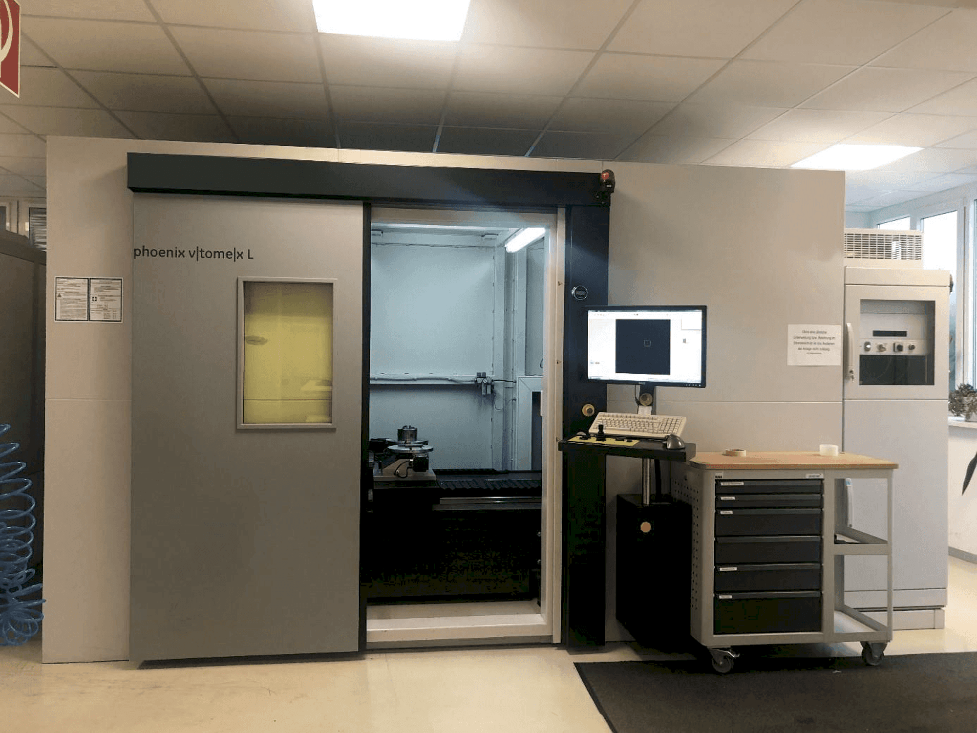 Masina Phoenix V|tome|x L 240 eestvaade