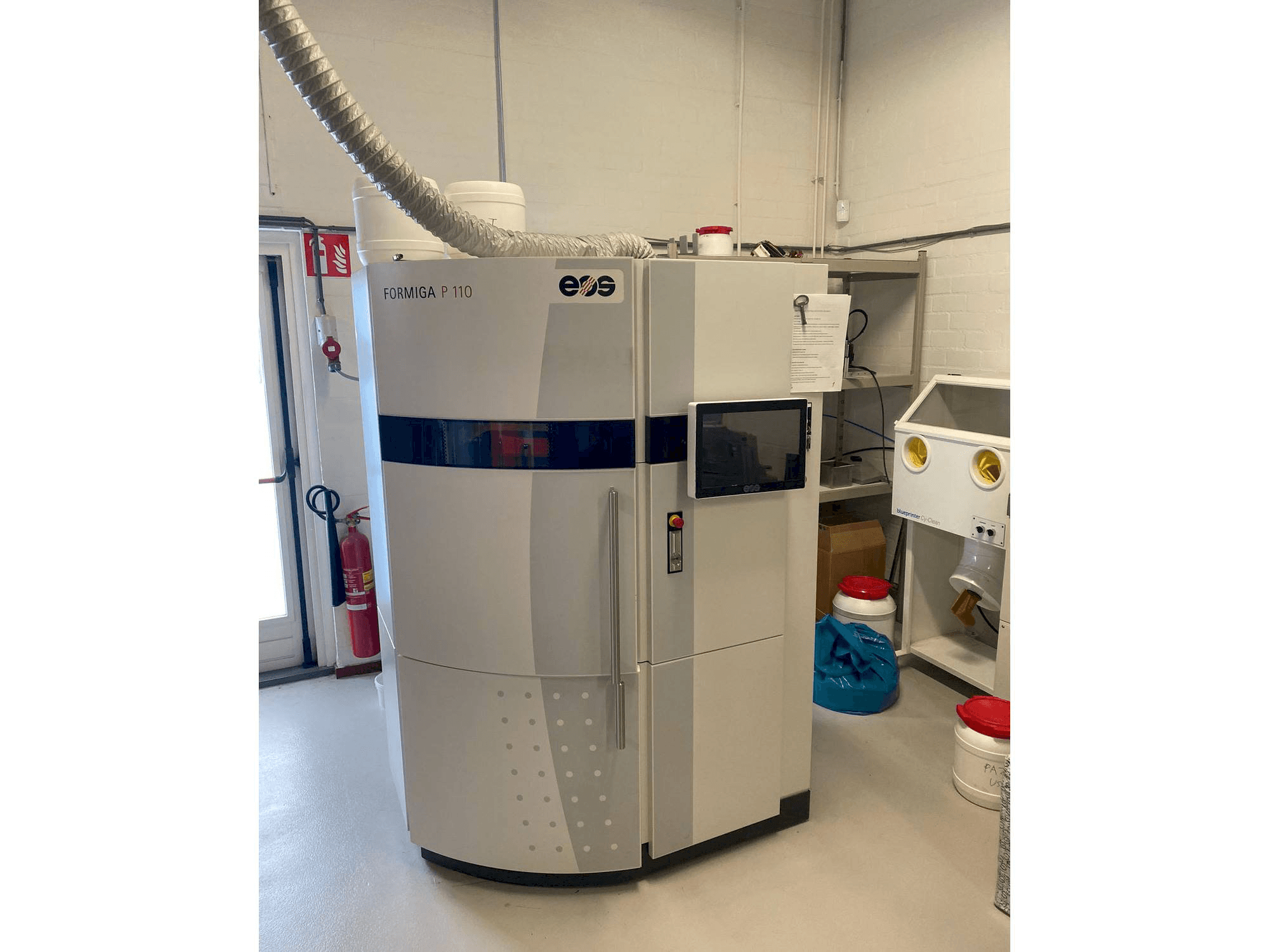 Masina EOS Formiga P 110 eestvaade