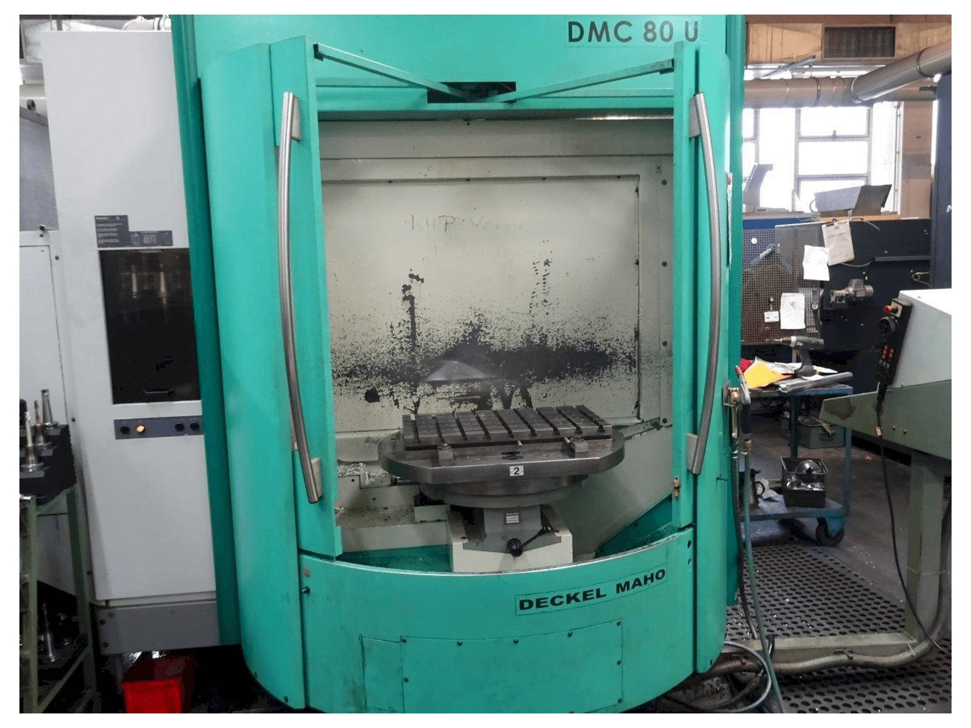 Masina DECKEL Maho DMC 80 U eestvaade