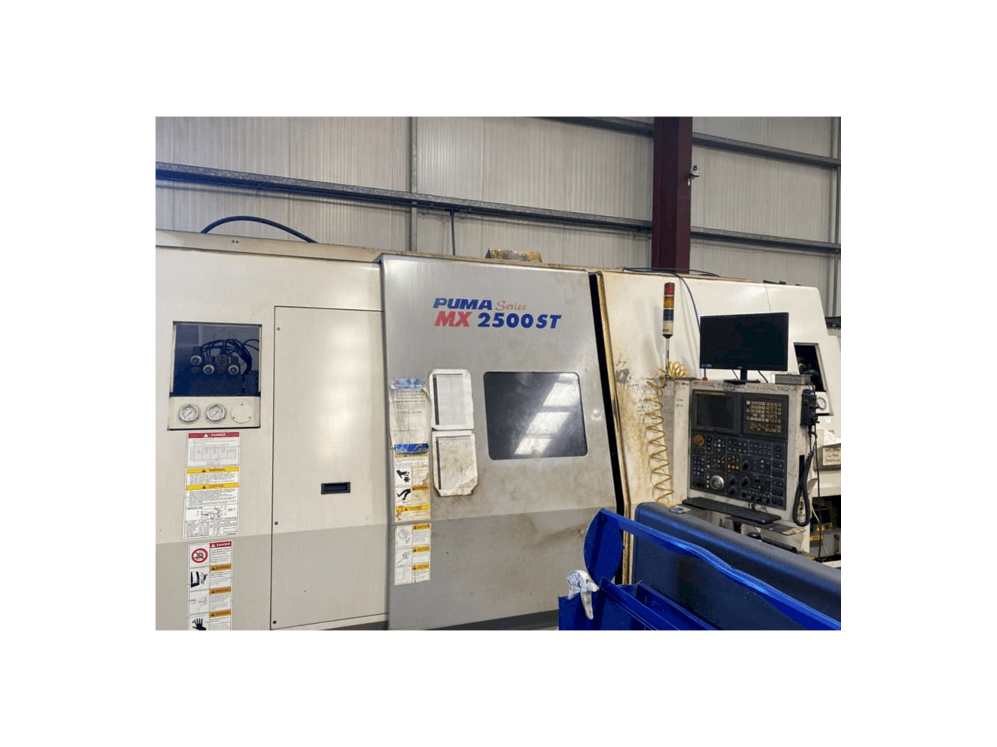 Masina DAEWOO PUMA MX2500ST eestvaade