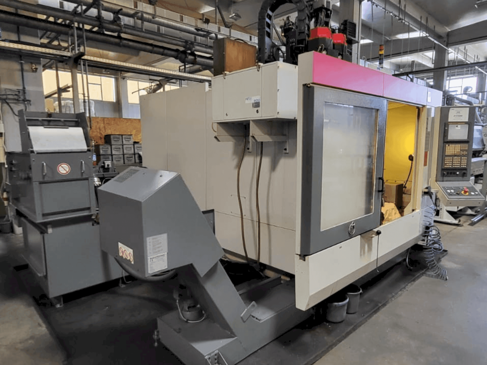 Masina STAMA MC526 eestvaade