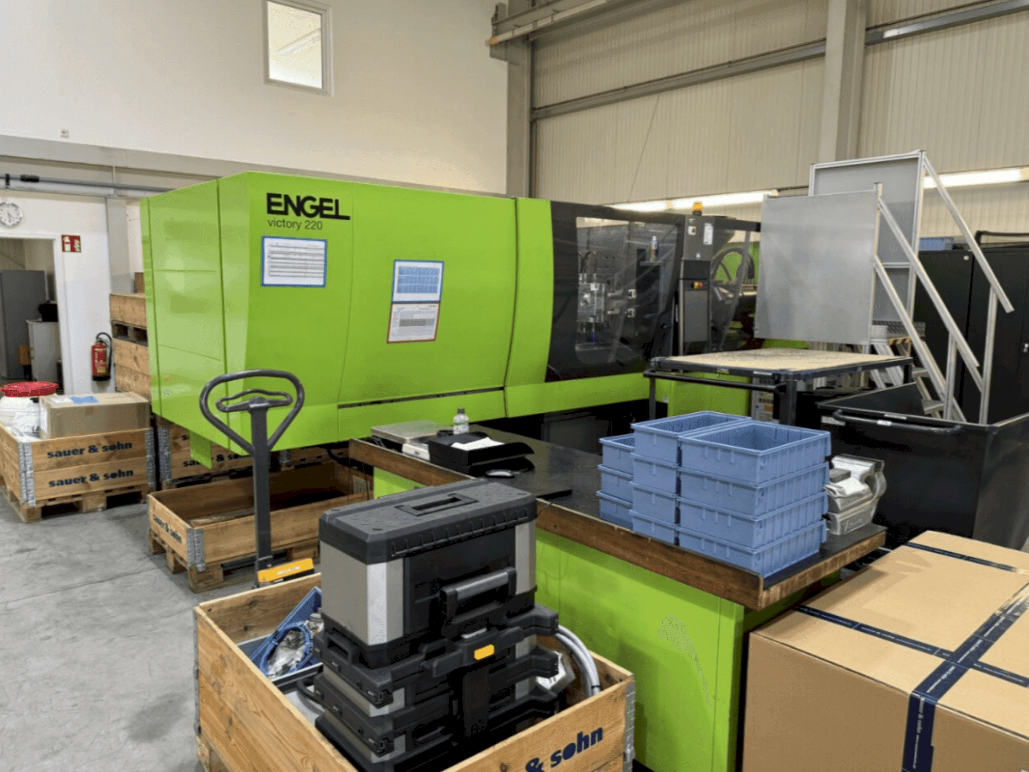 Masina Engel Victory 750 / 220 spex eestvaade