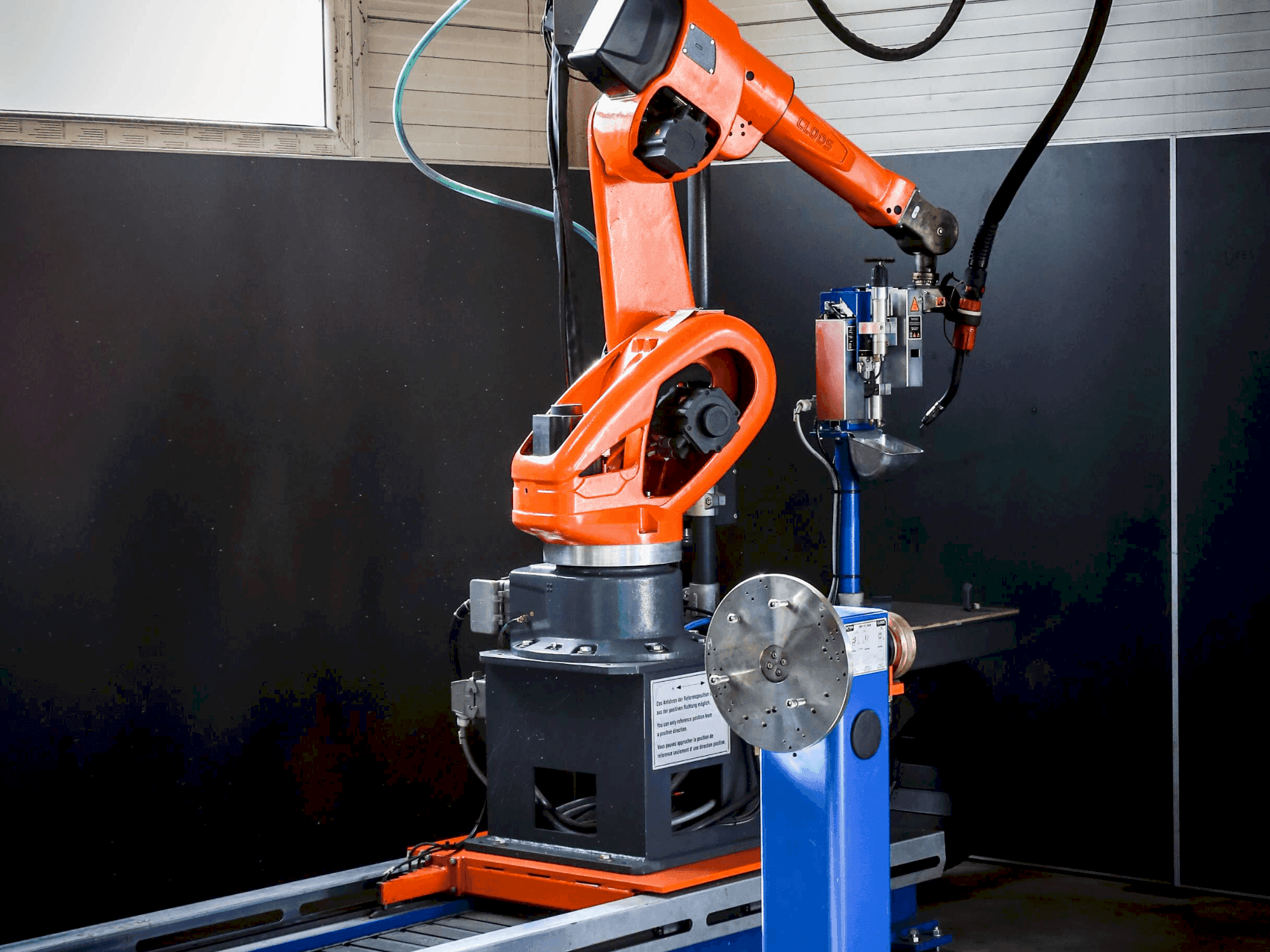 Masina CLOOS QRC 350 QIROX eestvaade