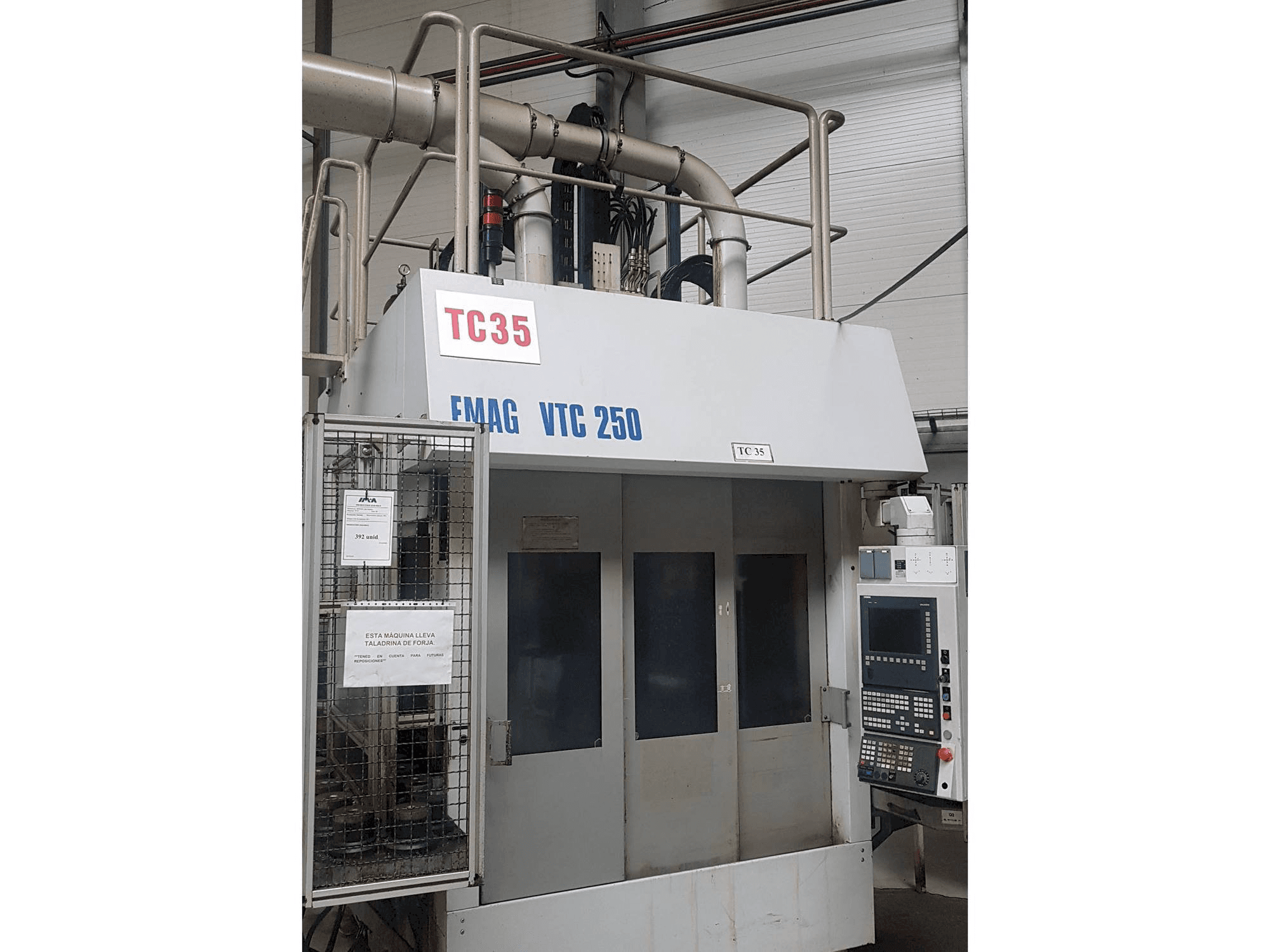 Masina EMAG VTC 250 eestvaade