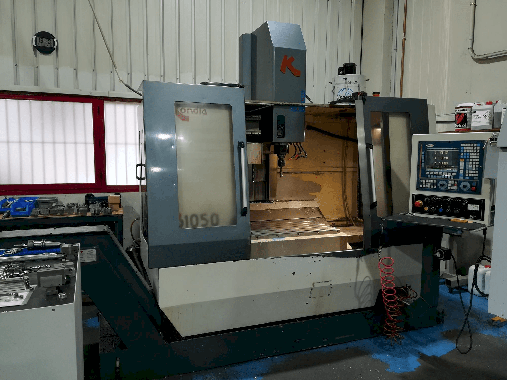 Masina KONDIA B1050 eestvaade