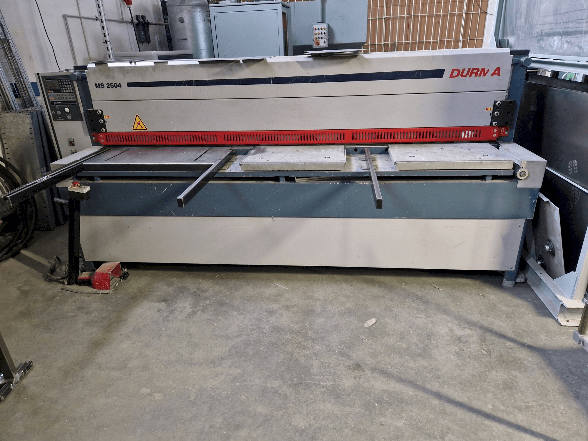 Masina Durma MS 2504 eestvaade