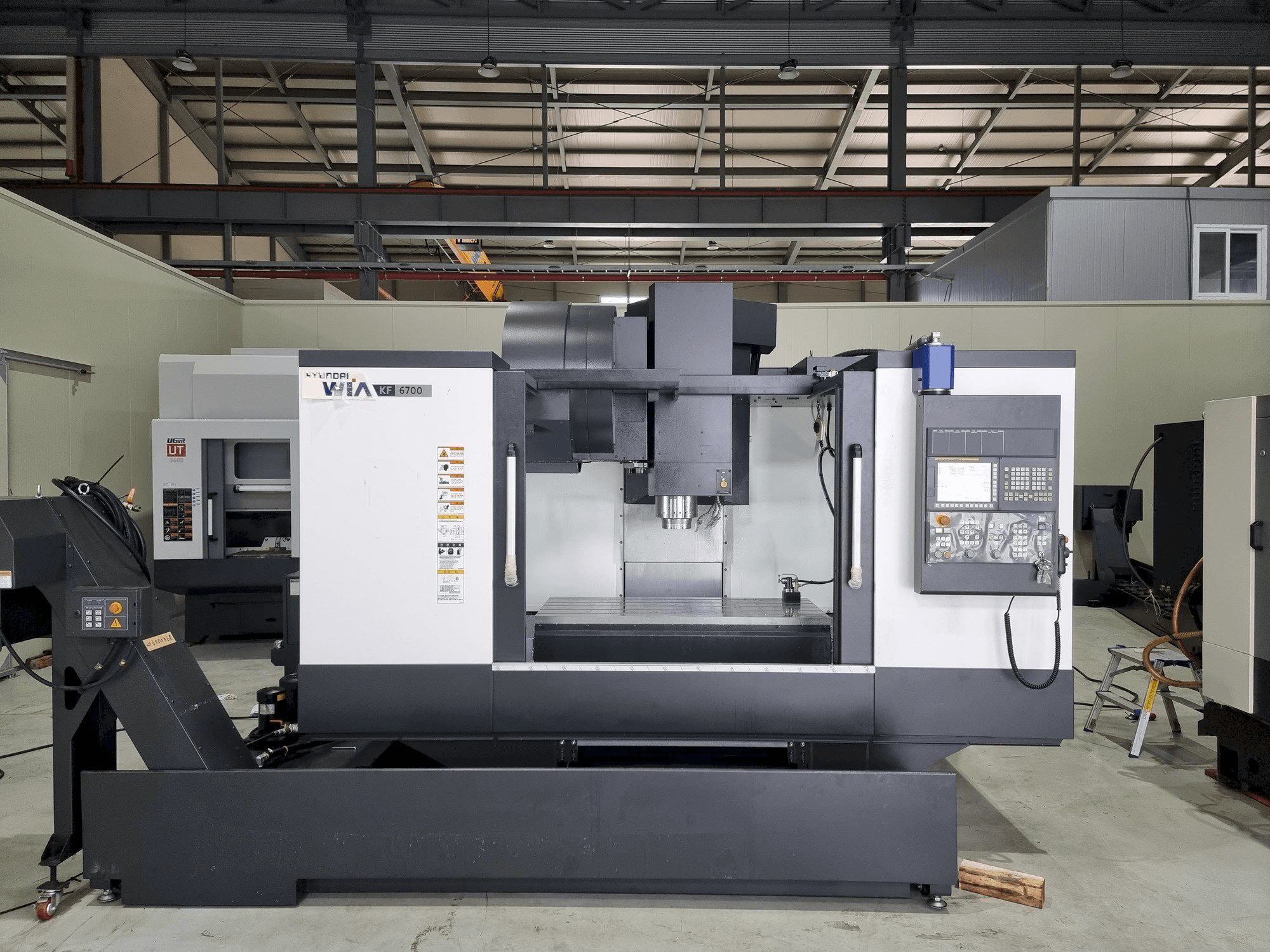 Masina Hyundai Wia KF 6700 eestvaade