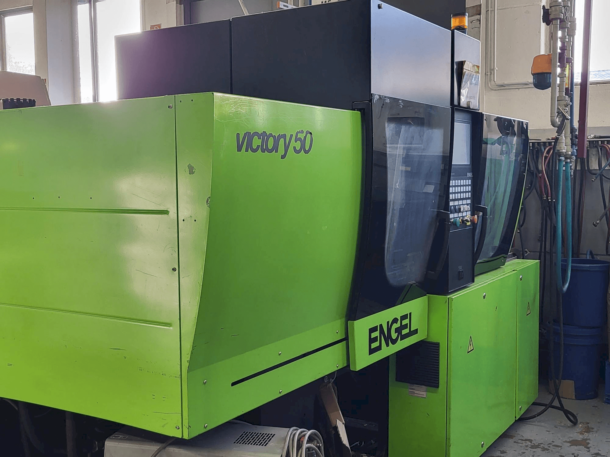 Masina Engel Victory 200/50 FOCUS vasaku külje vaade