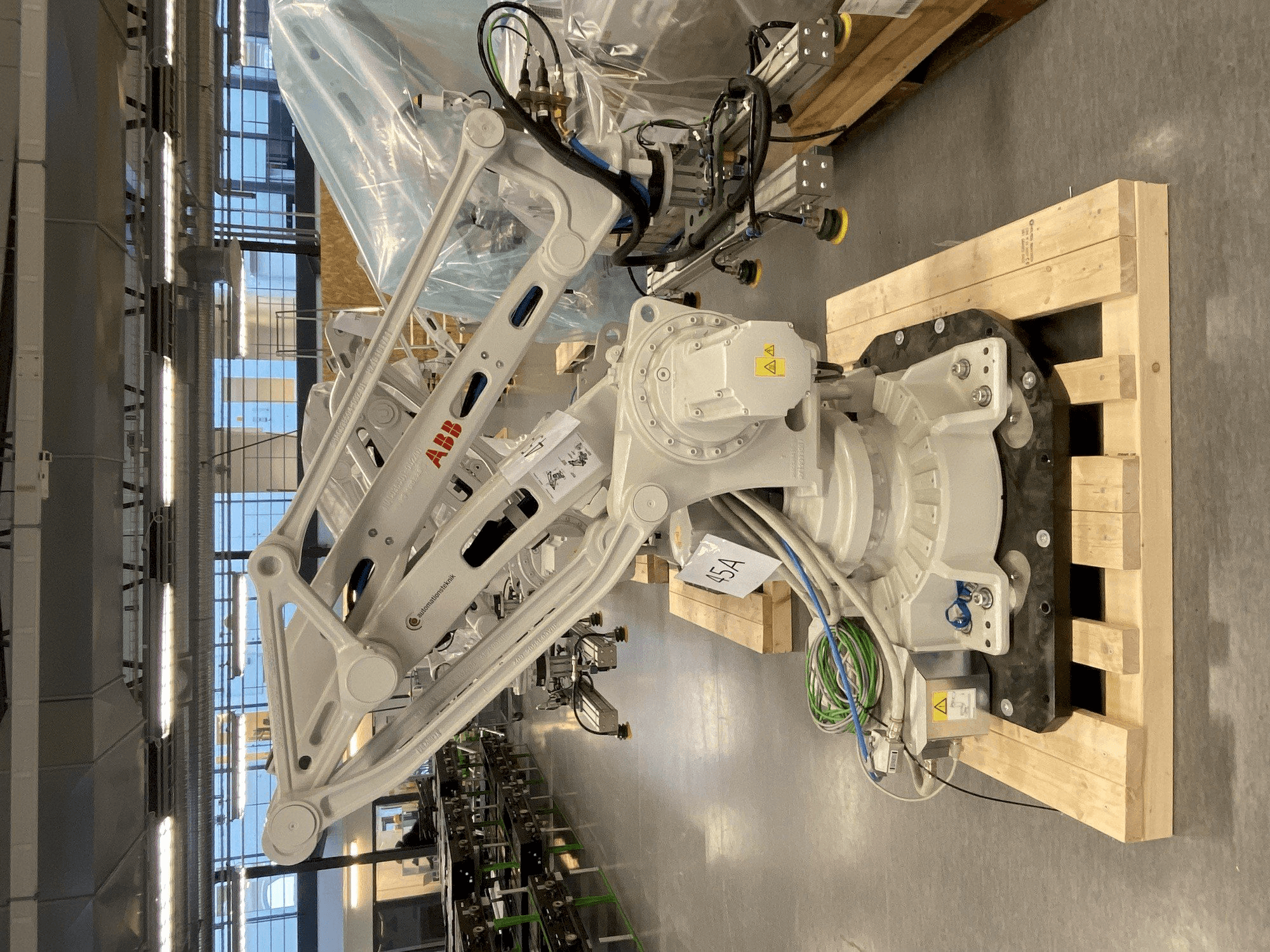 Masina ABB IRB 460-110/2.4 eestvaade