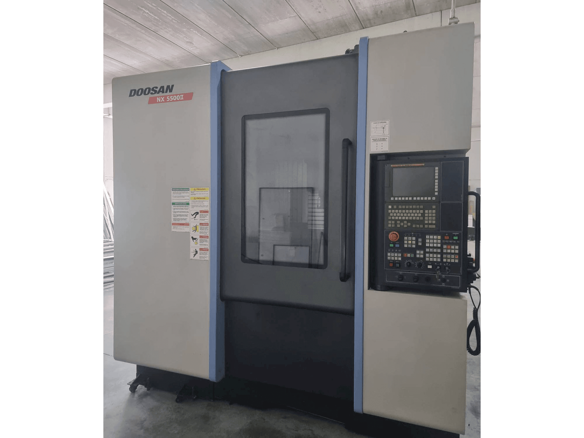Masina Doosan Nx5500 Ii eestvaade