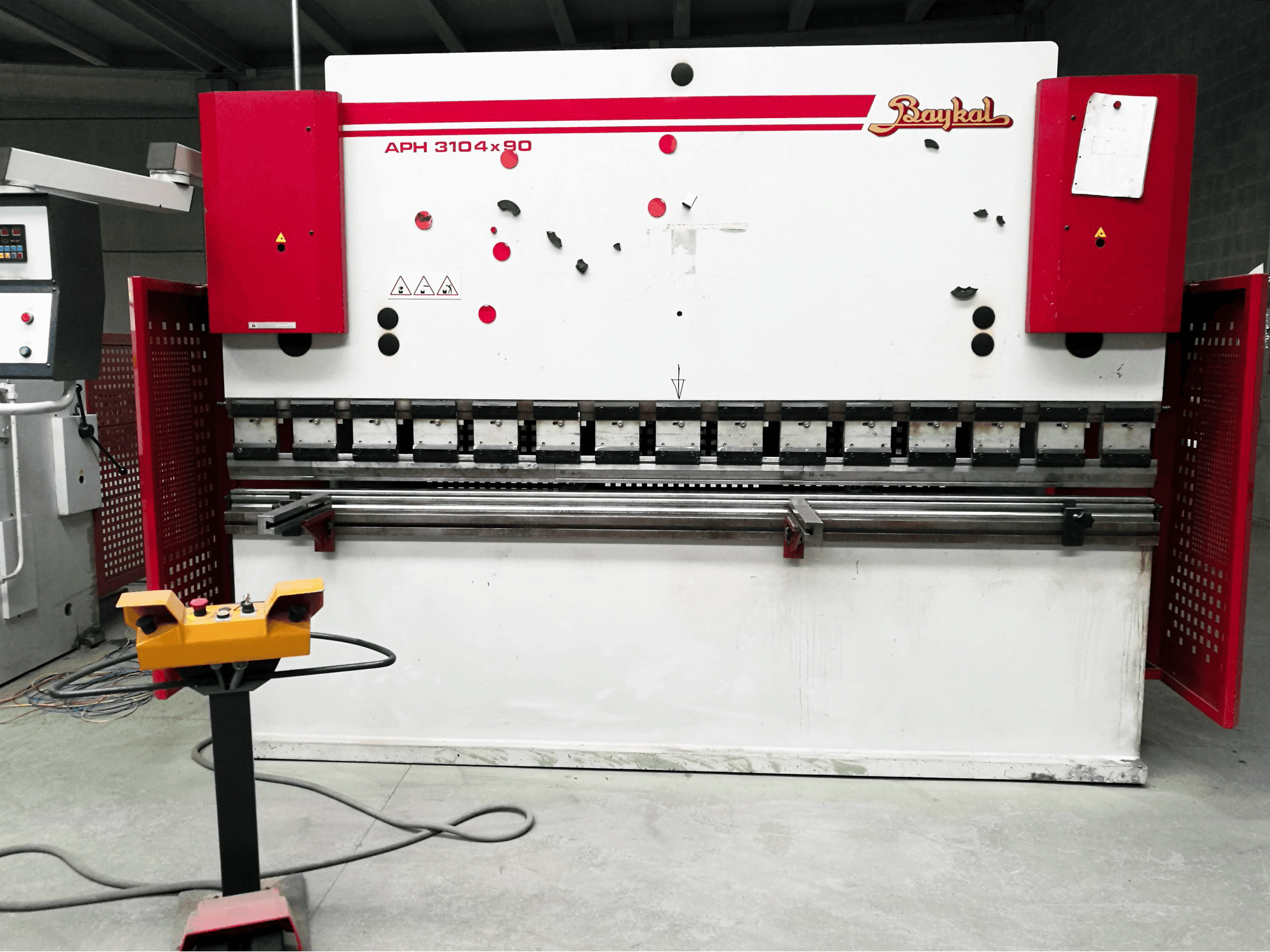 Masina Baykal APH 3104x90 eestvaade