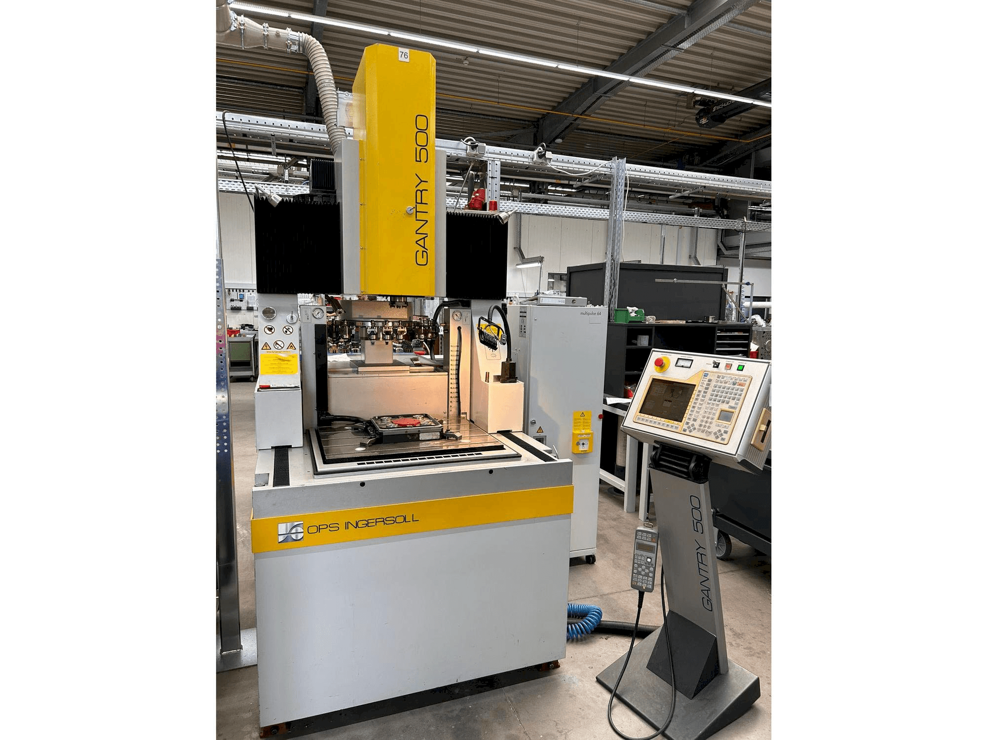 Masina OPS-INGERSOLL Gantry 500 eestvaade