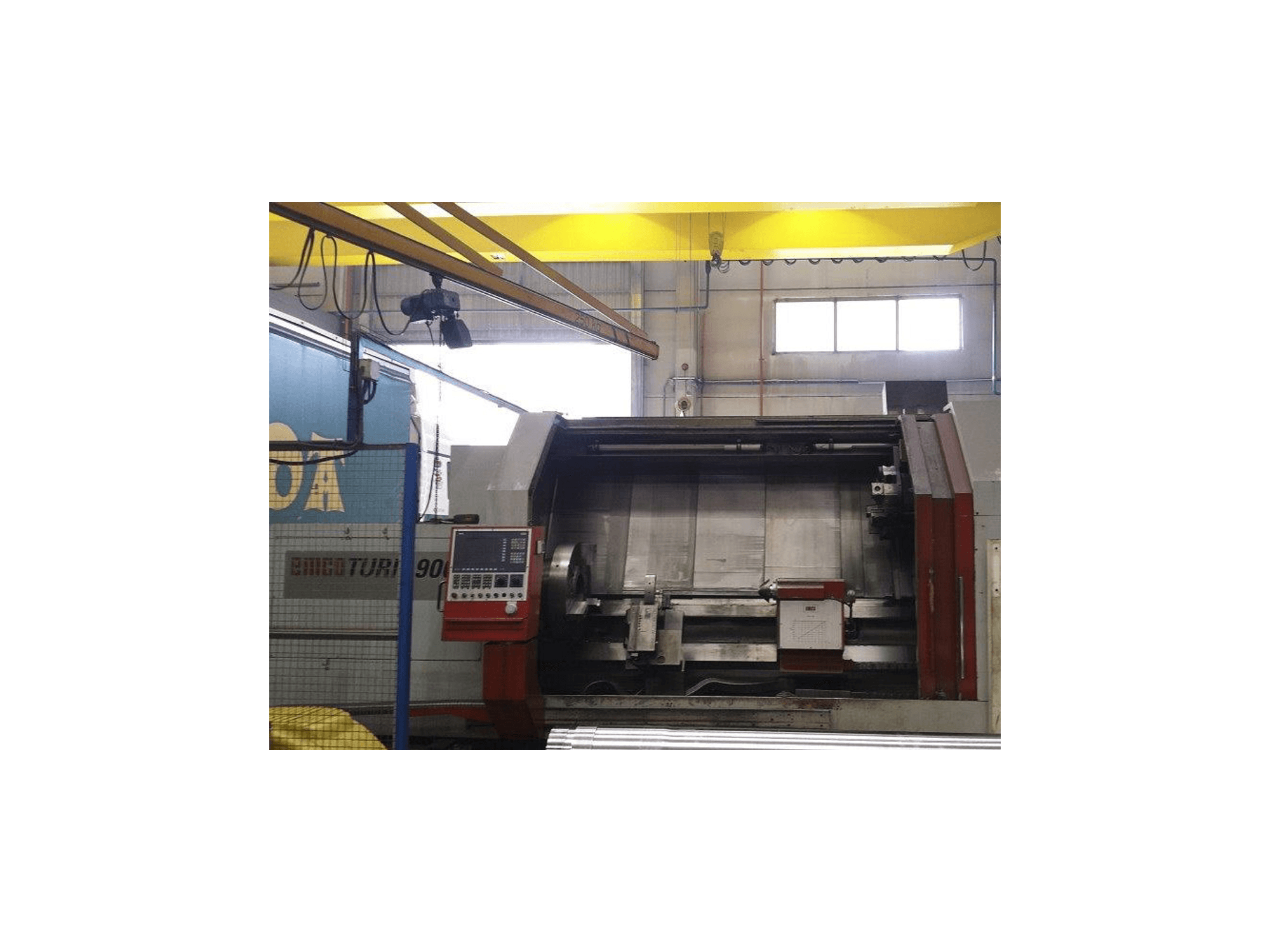 Masina EMCO EMCOTURN 900 eestvaade