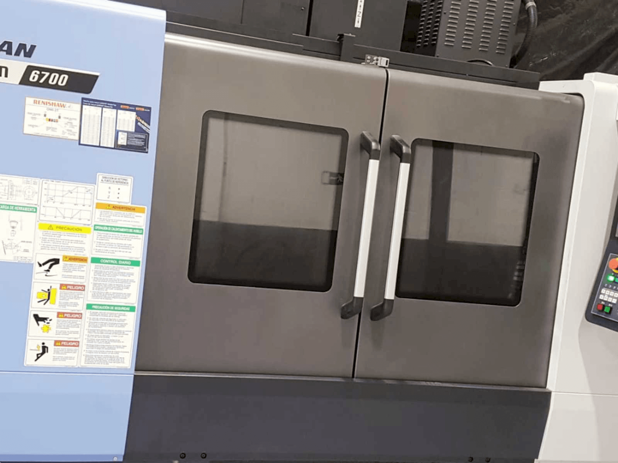 Masina Doosan DNM 6700 eestvaade