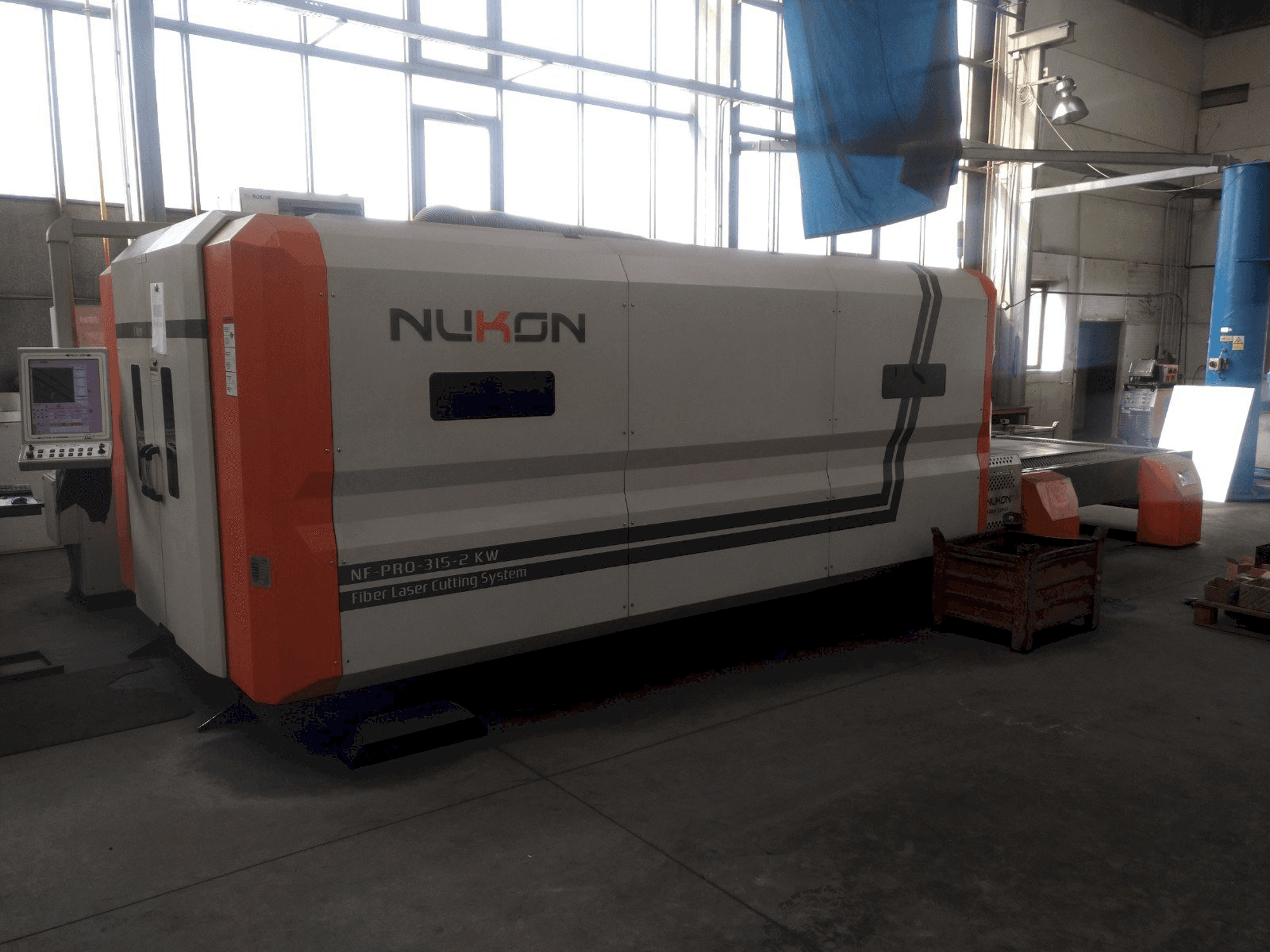 Masina NUKON NF PRO 315 eestvaade
