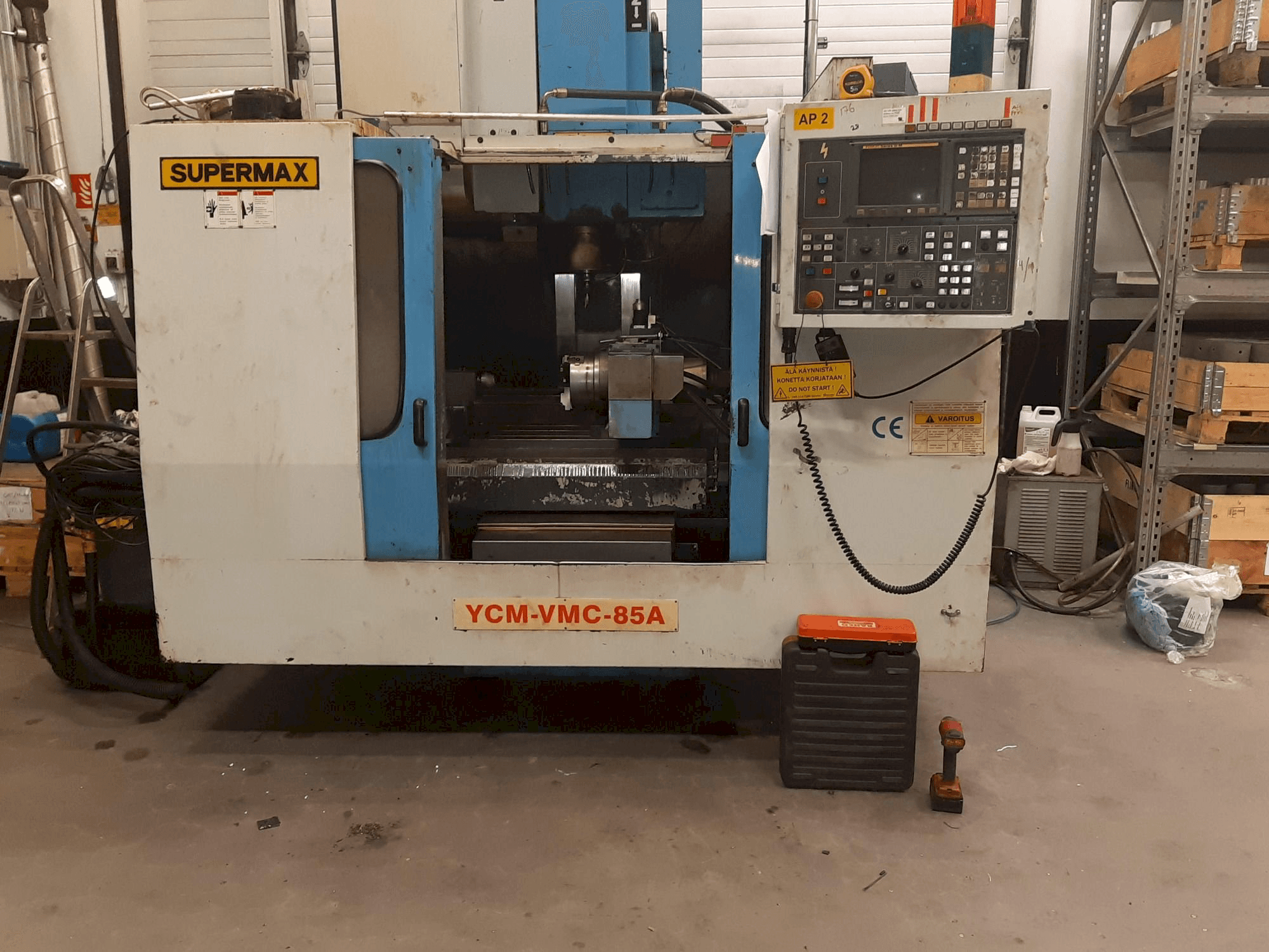 Masina YCM 85A eestvaade