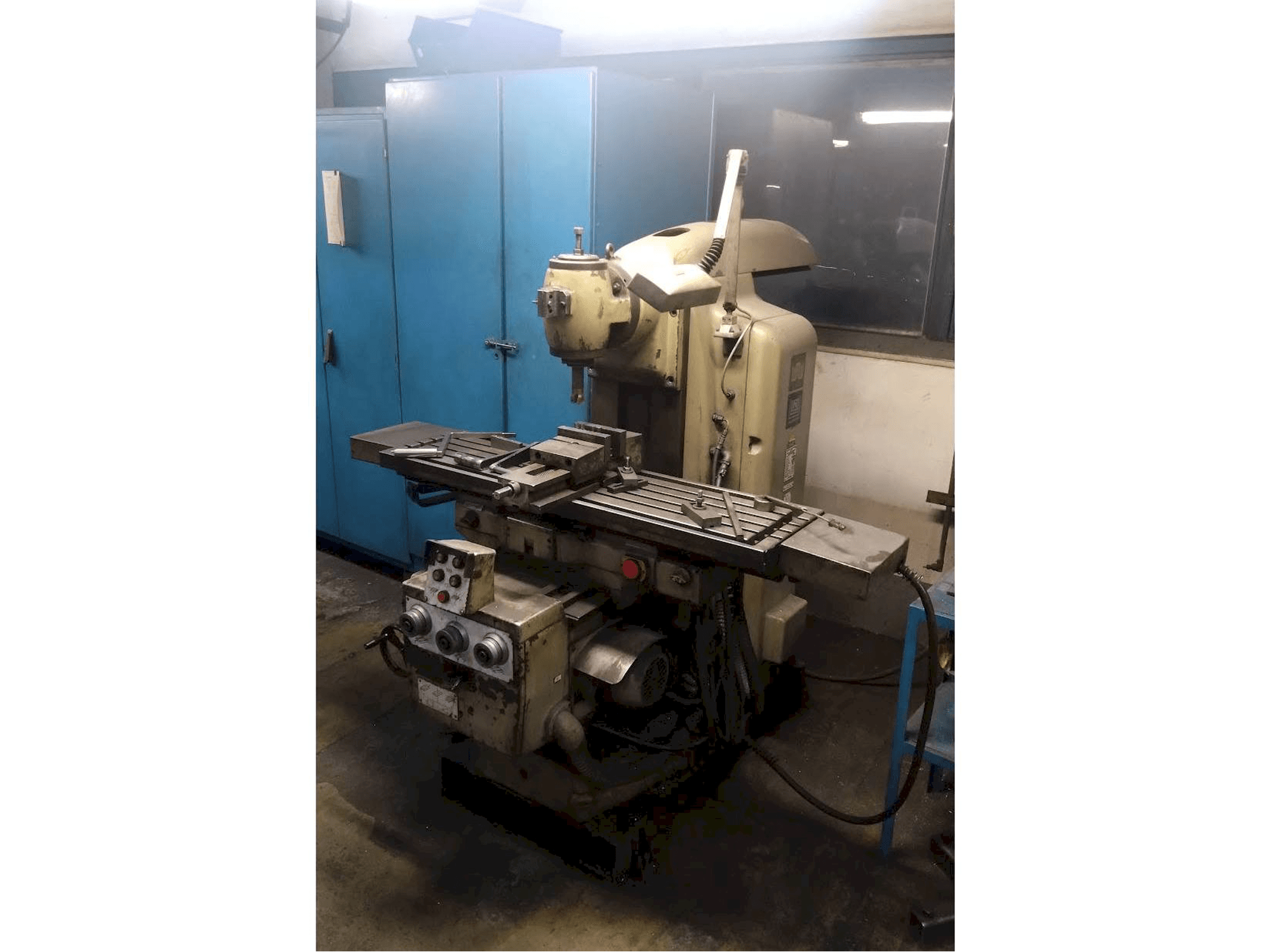 Masina FU 250x1000 eestvaade